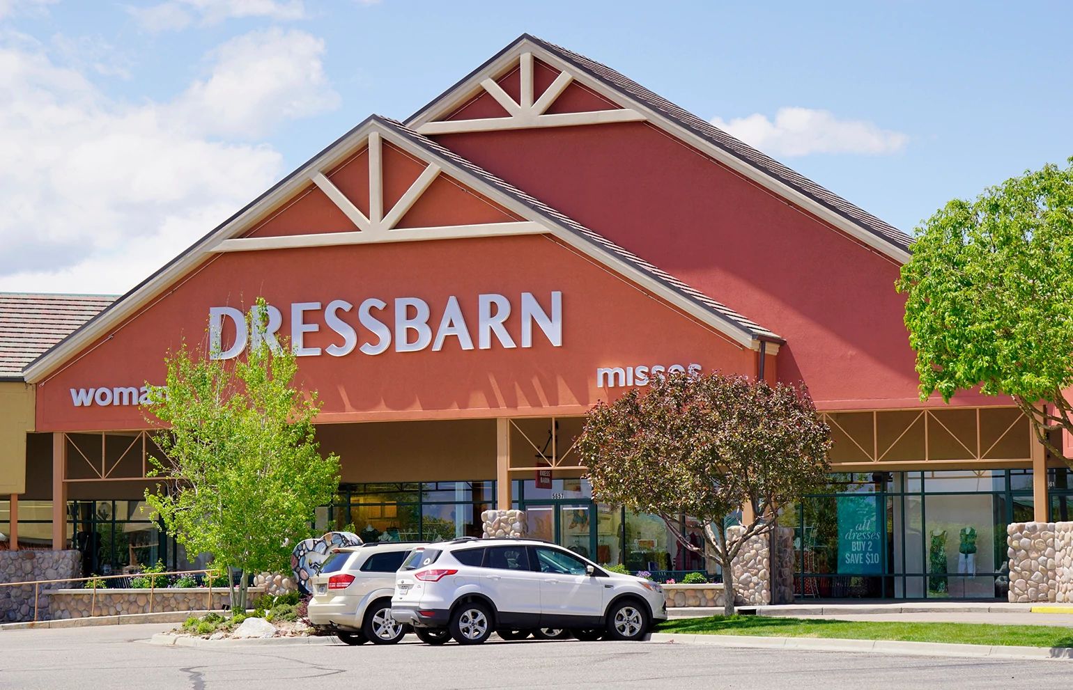How Dressbarn Closing Ruined A Good Thing How Dressbarn Closing Ruined A Good Thing