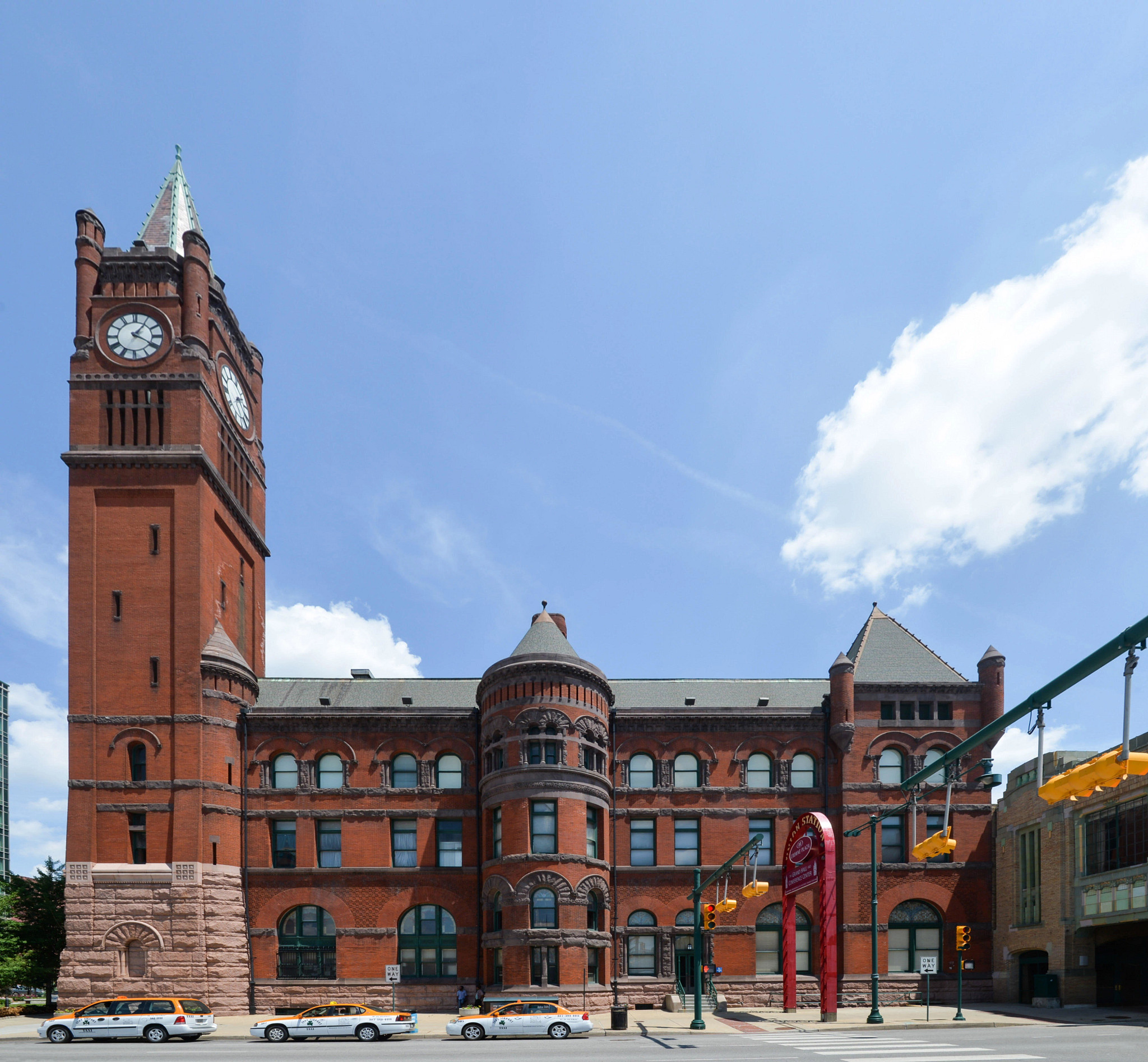 Indianapolis’ Crowne Plaza Downtown Union Station