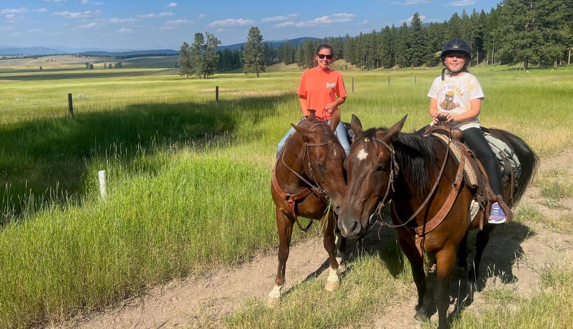 Multigenerational Trips people riding horses