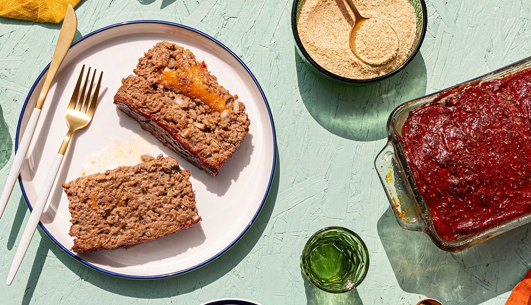 kardea brown dressing recipe Homemade cornbread and turkey gizzards are essentials in Kardea Brown's grandma's true Southern dressing! , Get the recipe: https://foodtv.com/3G8IUcI and take Kardea's full Southern Thanksgiving