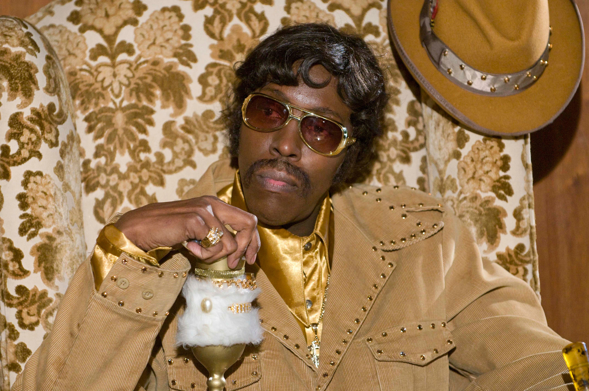 arsenio hall as tasty freeze in a scene from black dynamite
