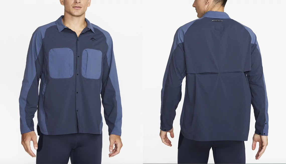 long sleeve running jacket in dark blue with light blue accents