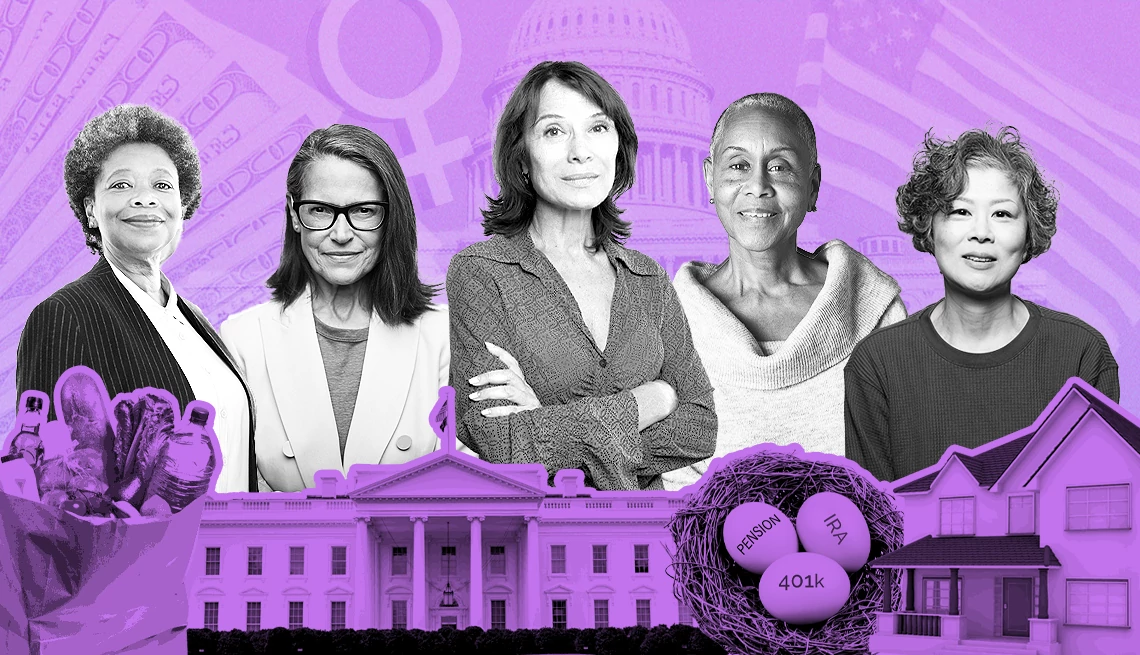 mujeres están de pie frente a un fondo morado
