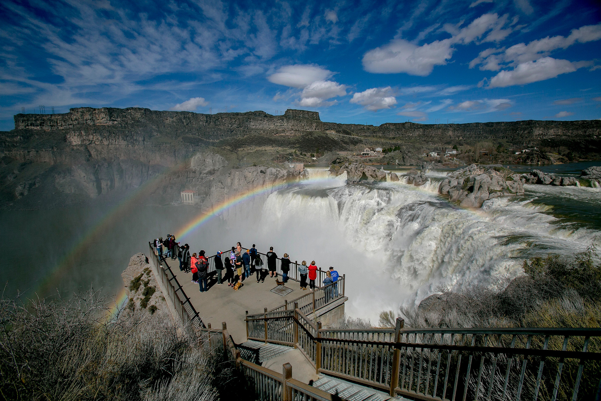 people visiting Idaho’s Shoshone Falls