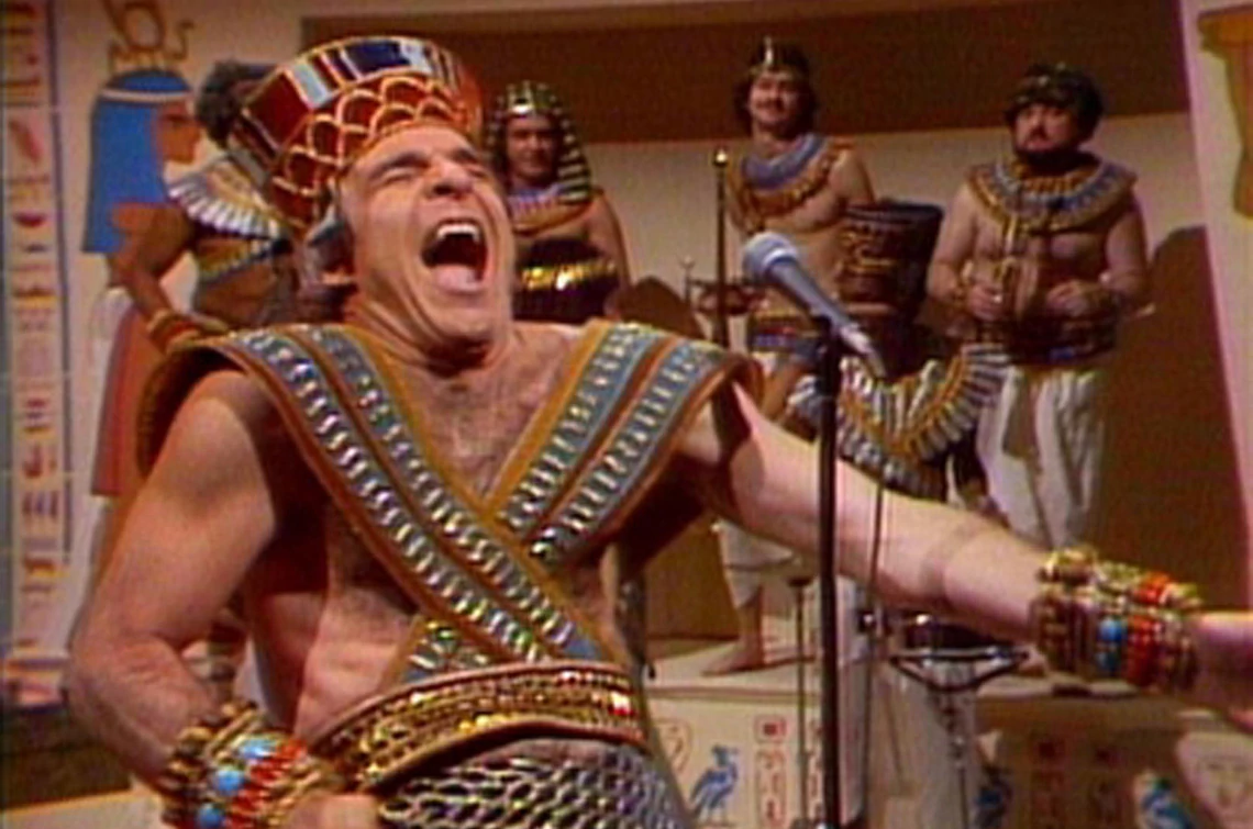 Steve Martin on Saturday Night Live Steve Martin performing King Tut on Saturday Night Live in 1978