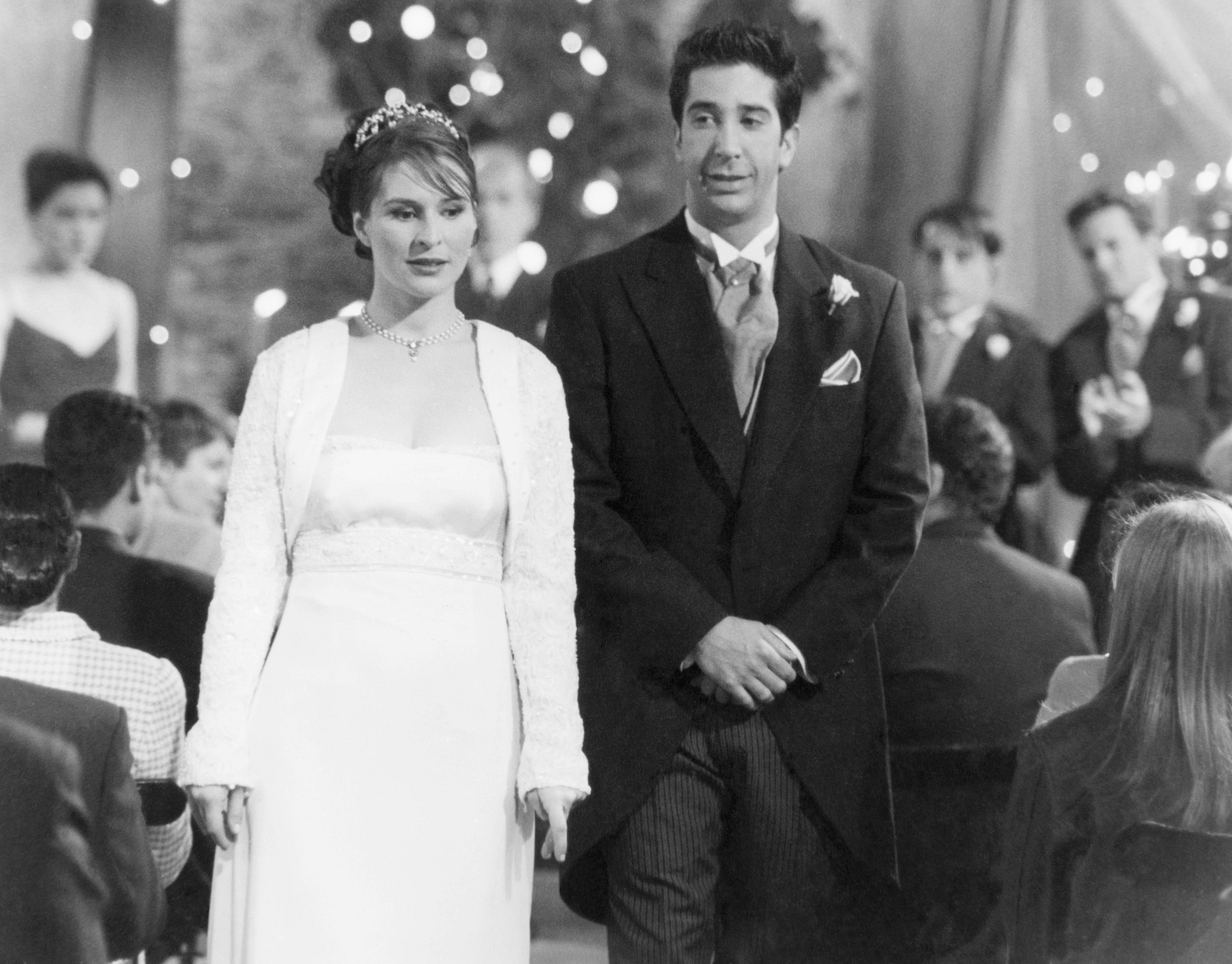 david schwimmer and helen baxendale in a scene from an episode of friends