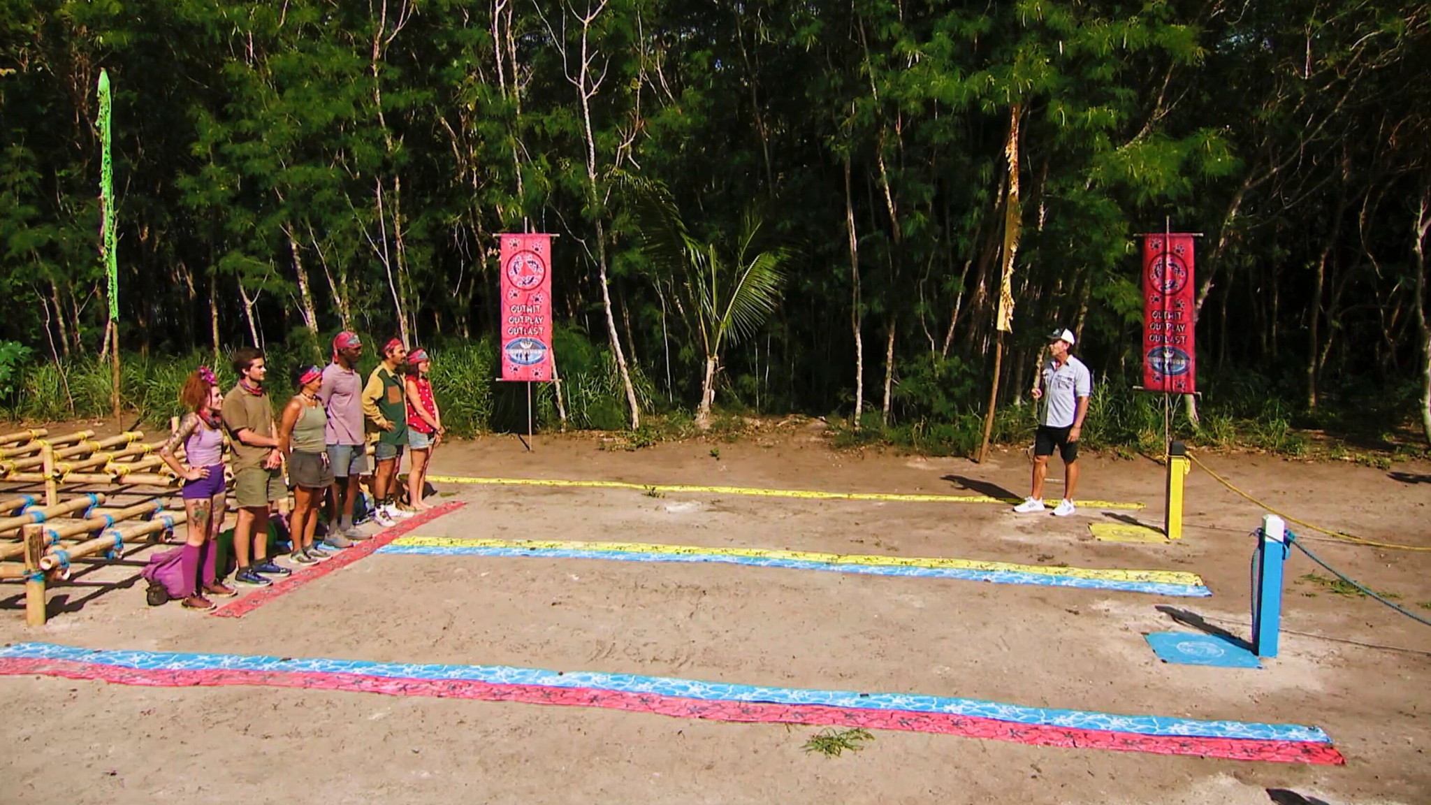 Contestants lining up