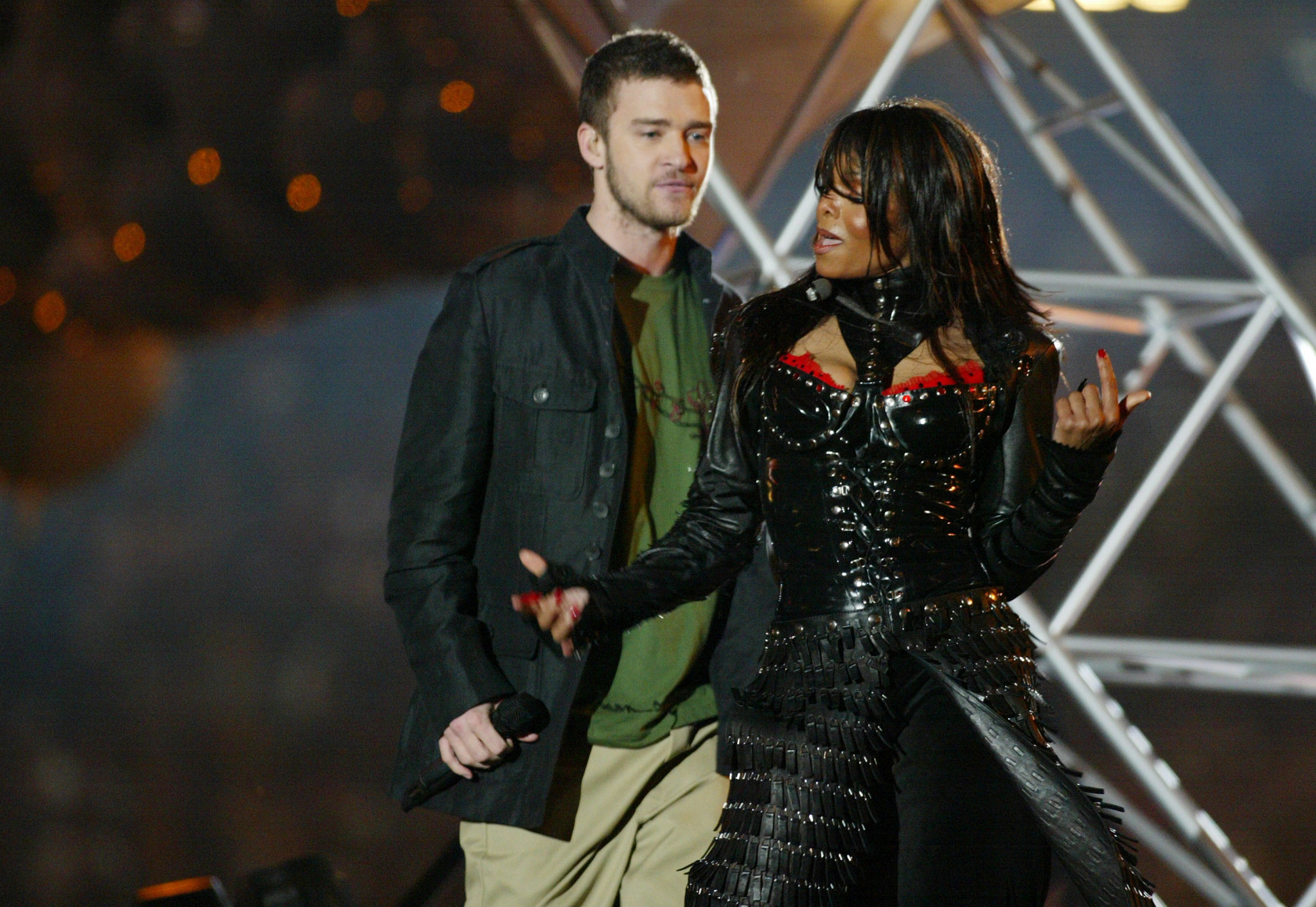justin timberlake and janet jackson onstage during halftime at superbowl 38