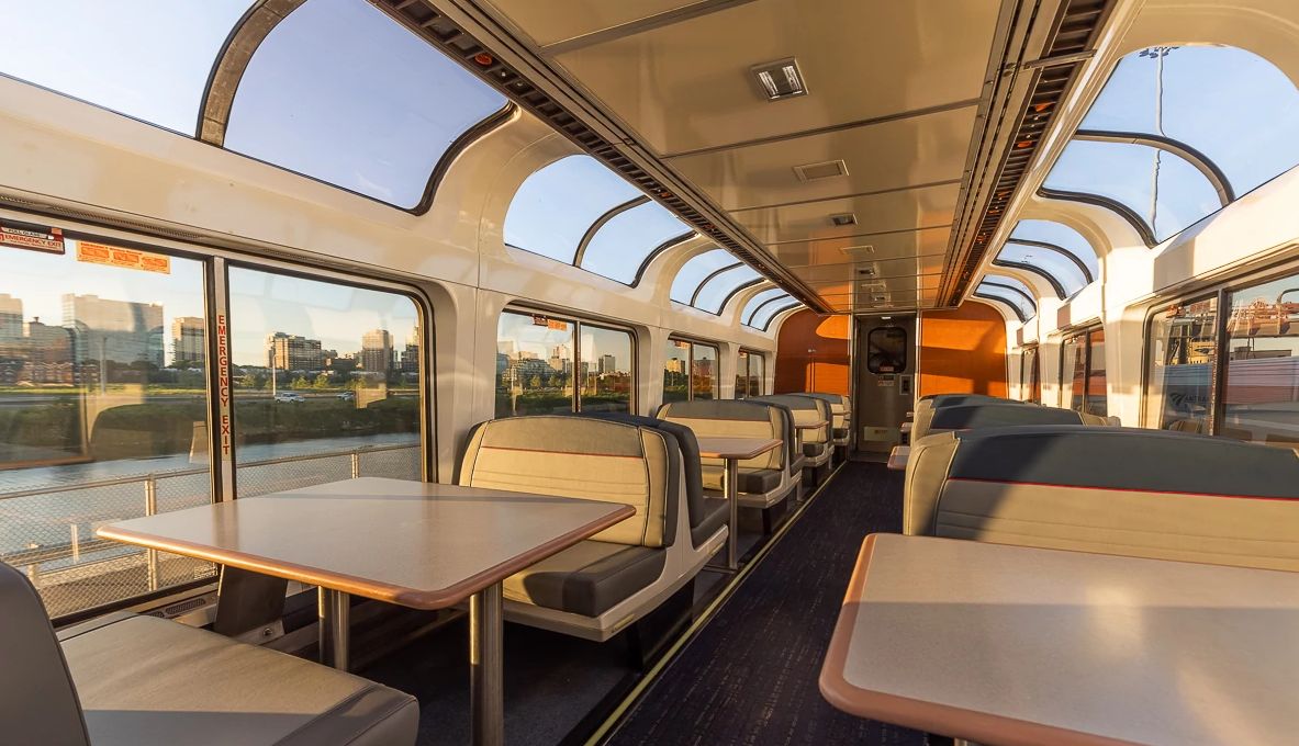 dining seating options with Amtrak's 400 bilevel Superliners