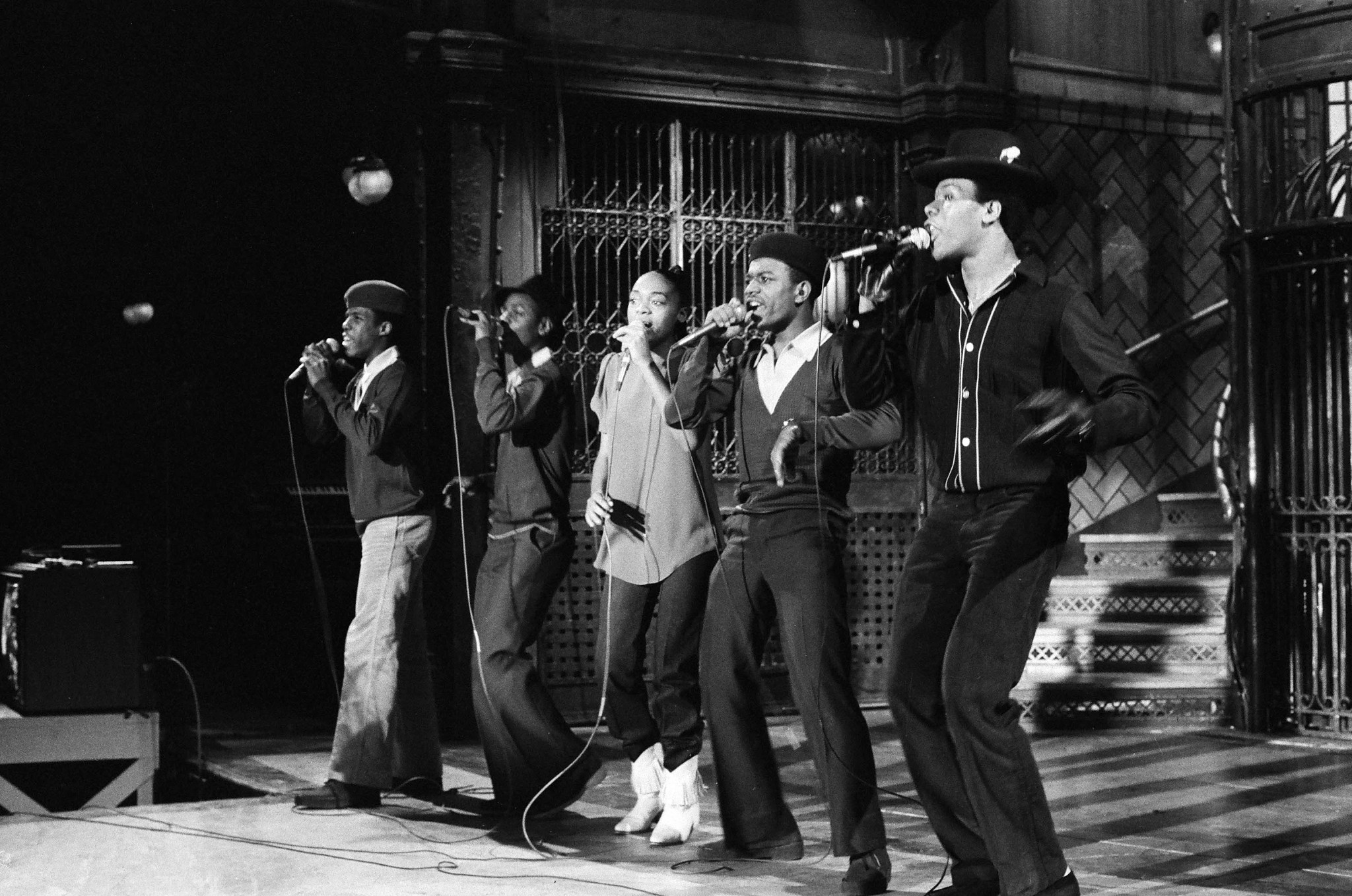 Musical guest Funky 4 + 1 More performing on Saturday Night Live