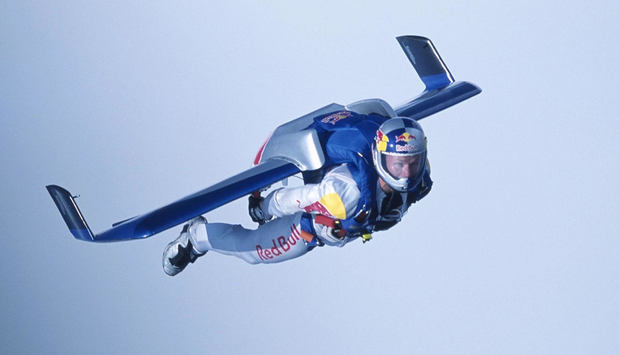 Skydiver Felix Baumgartner Dies Felix Baumgartner flying in a specially made suit
