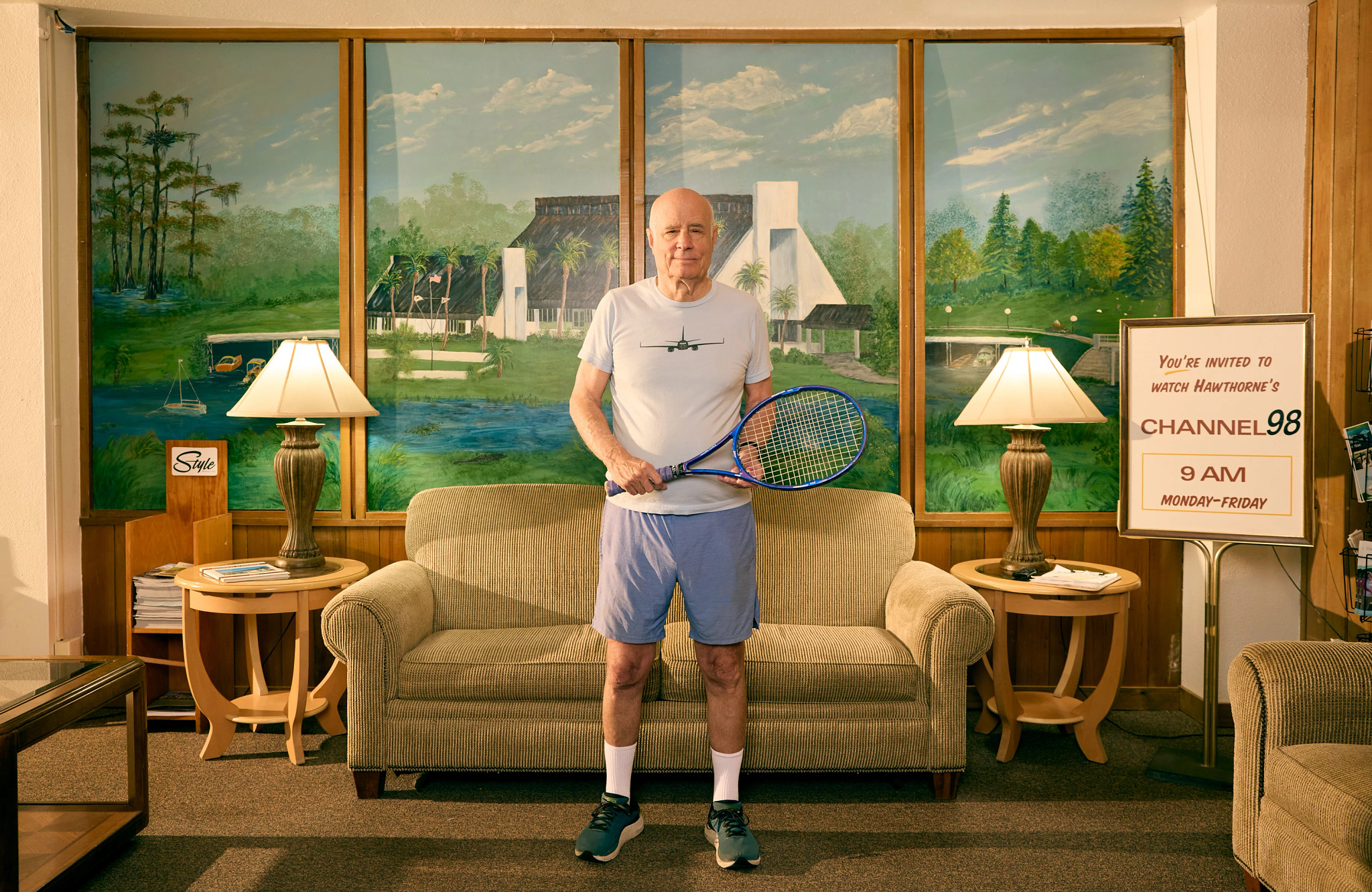 people getting ready for a tennis match