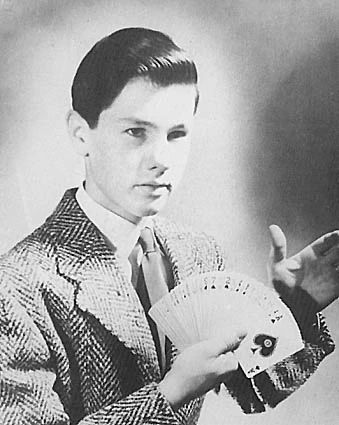 johnny carson with a deck of cards johnny carson with a deck of cards