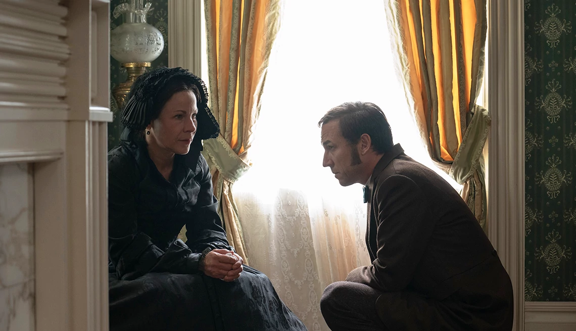 Lili Taylor and Tobias Menzies in "Manhunt"