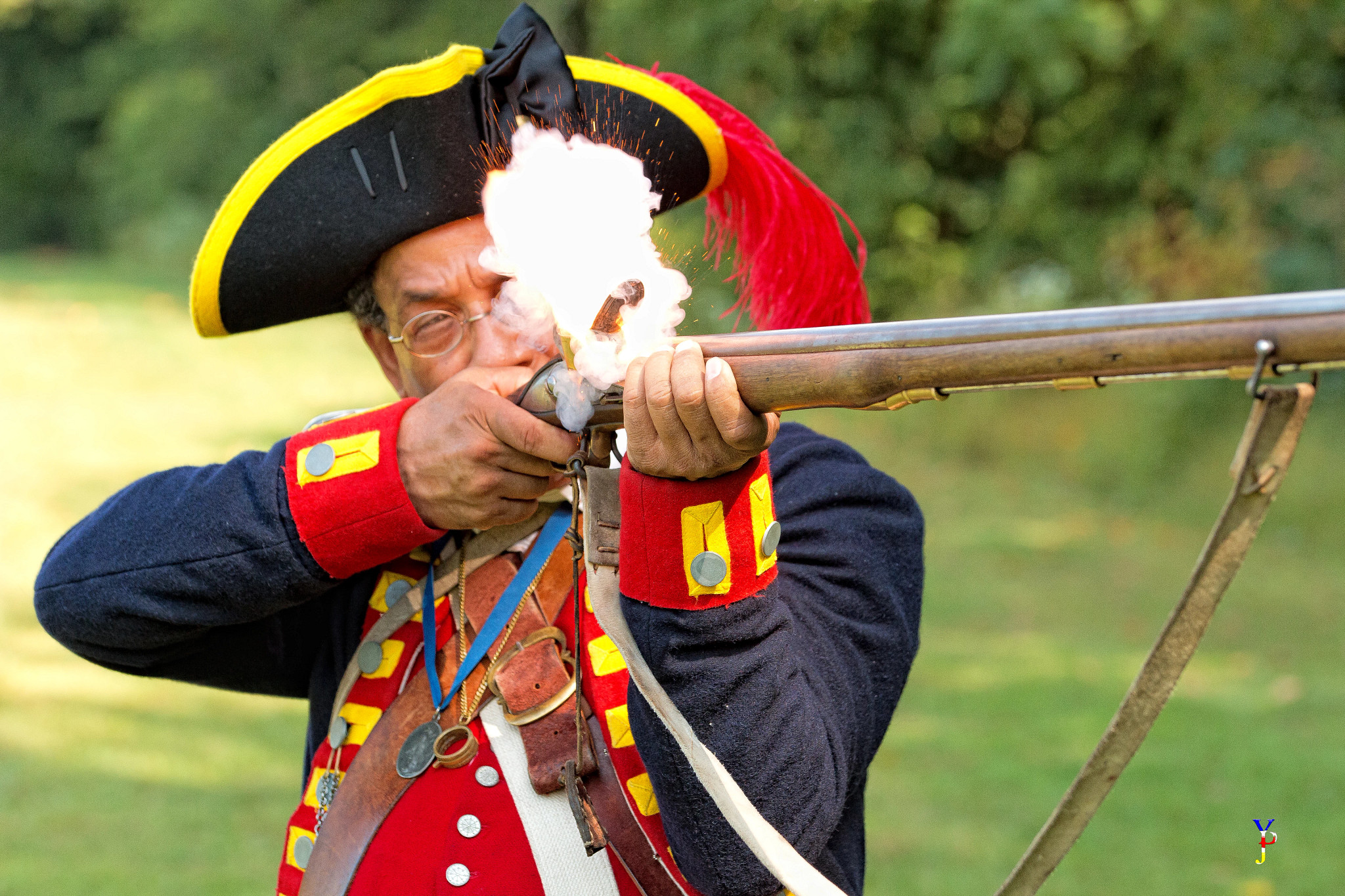 a reenactor of the american revolution