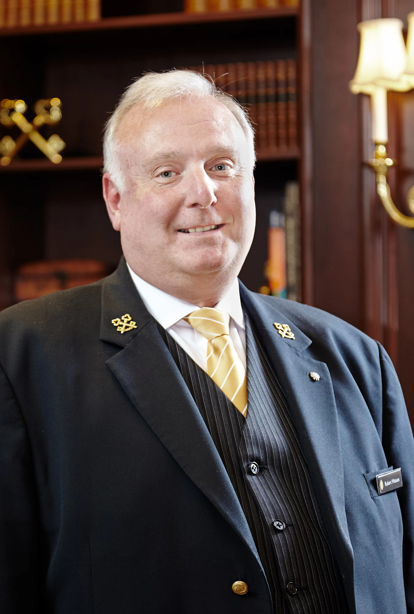 Robert Watson headshot