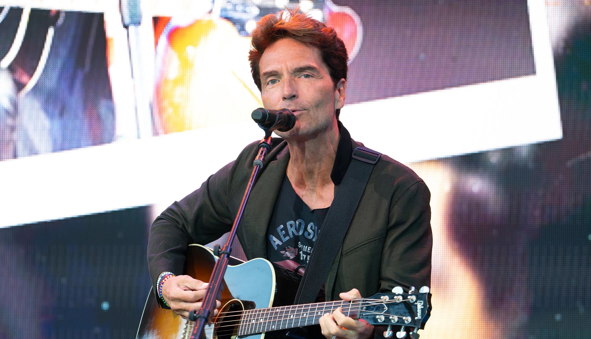 A moment of musical magic Richard Marx, a master of melody, in full performance mode