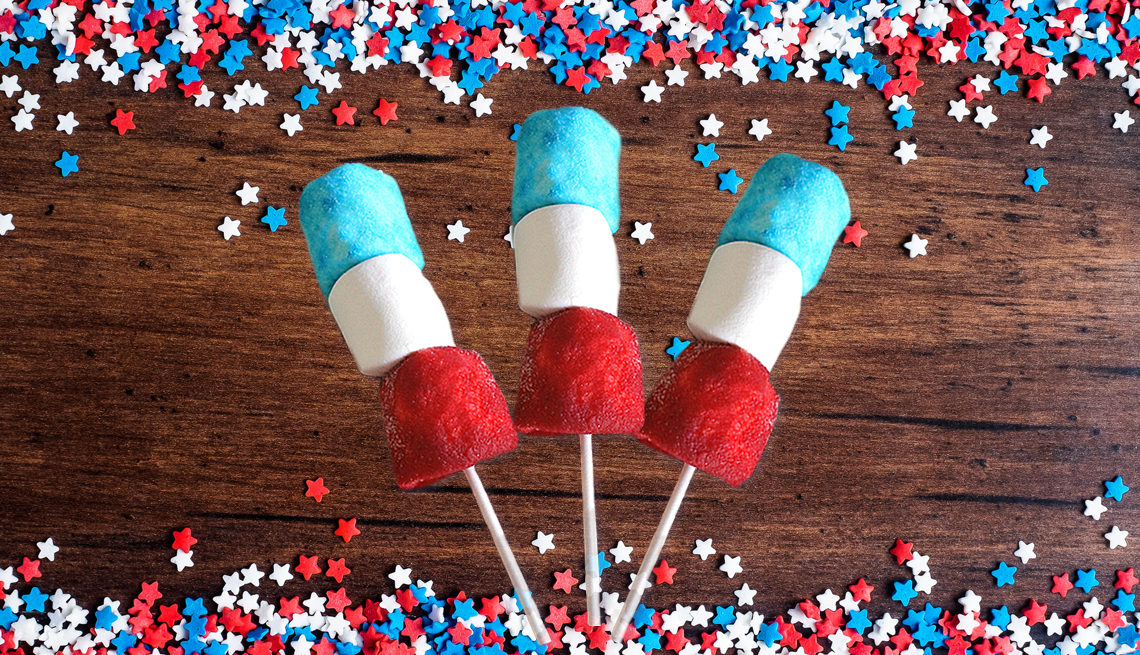 Fourth of July Plans with Grandkids patriotic pops