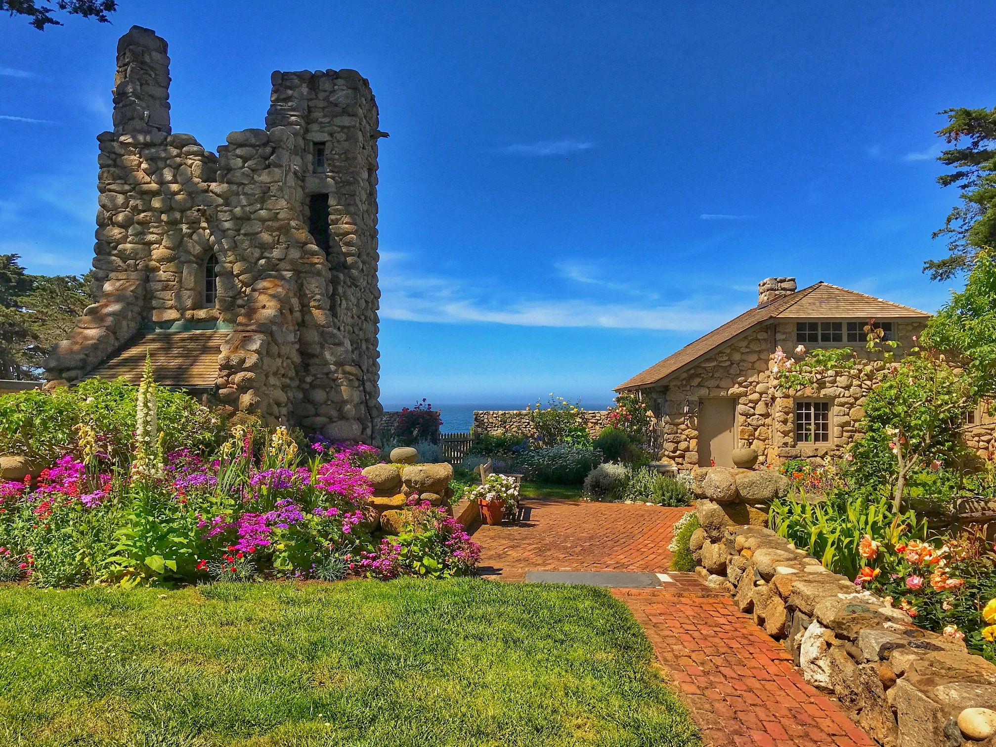 a cottage and Hawk Tower a cottage and Hawk Tower