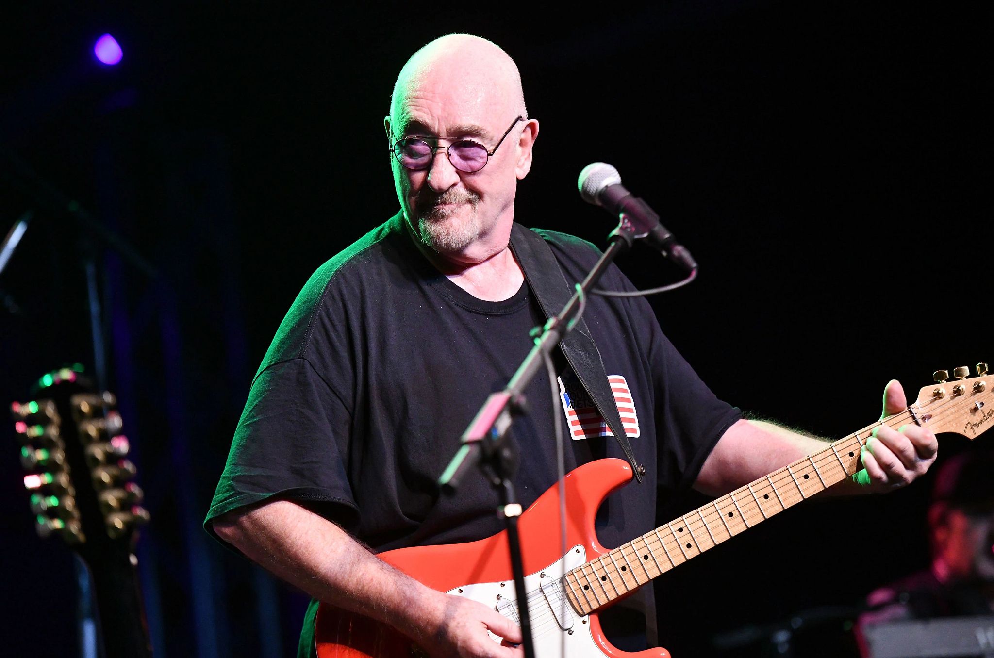 Dave Mason, Beloved Singer-Songwriter, Dies