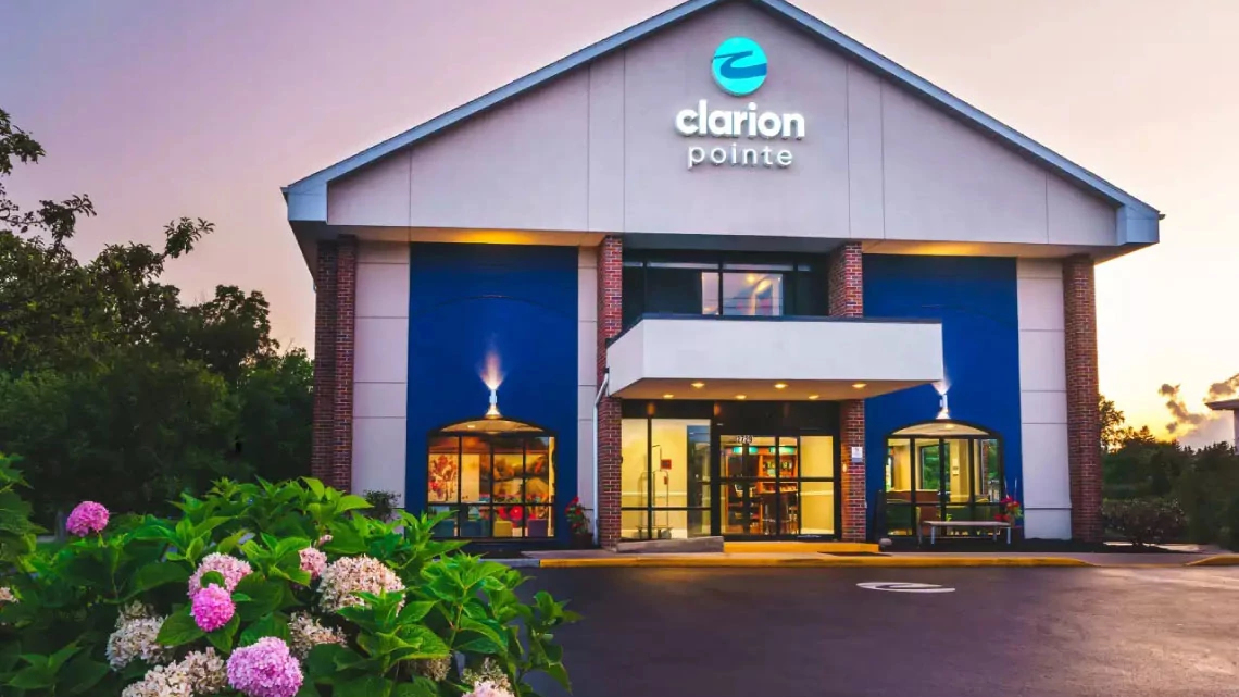 Descuento en Clarion Pointe® para los socios de AARP