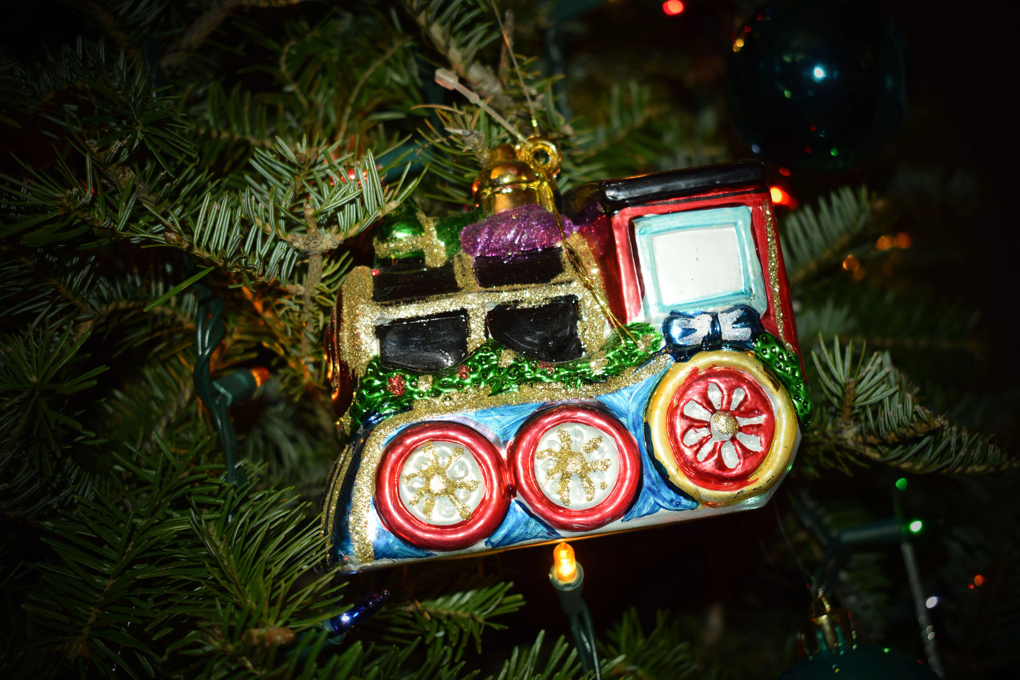 Festive Holiday Train Rides We Recommend