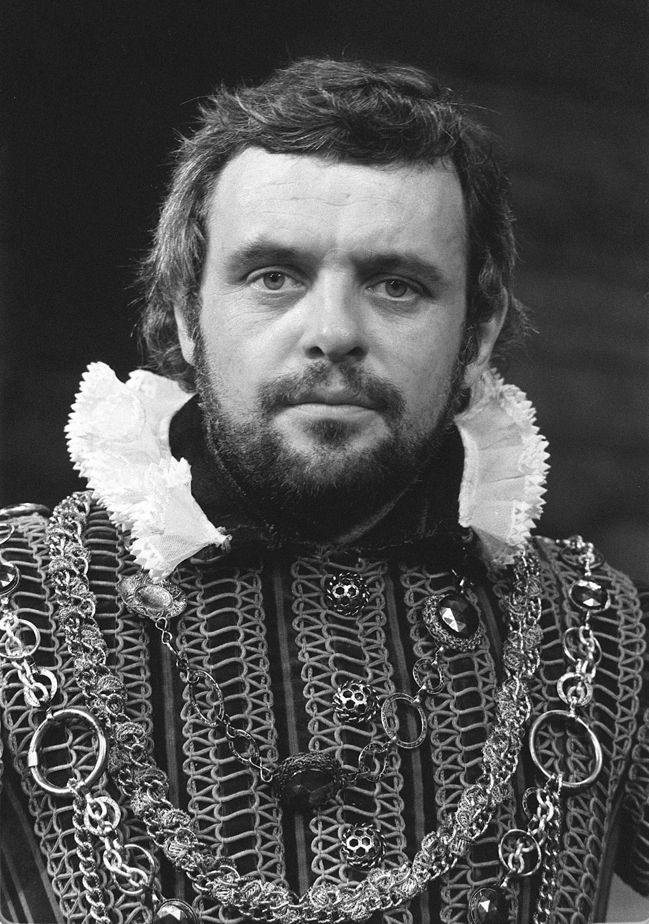 younger anthony hopkins in a costume from macbeth