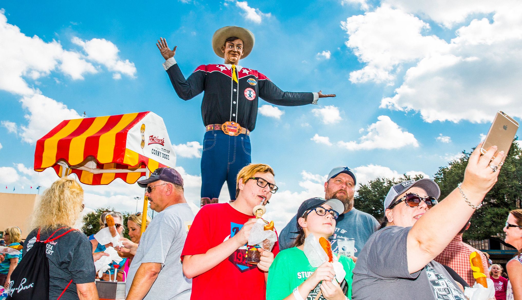 Estatua del vaquero más alto del mundo en la Feria Estatal de Texas