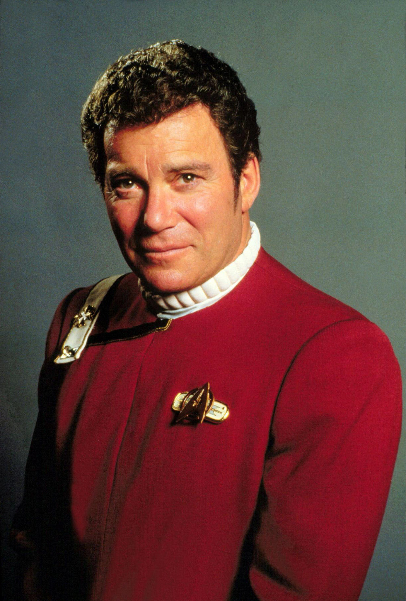 aktor star trek william shatner berpose untuk potret dengan kostum sebagai kapten james t kirk