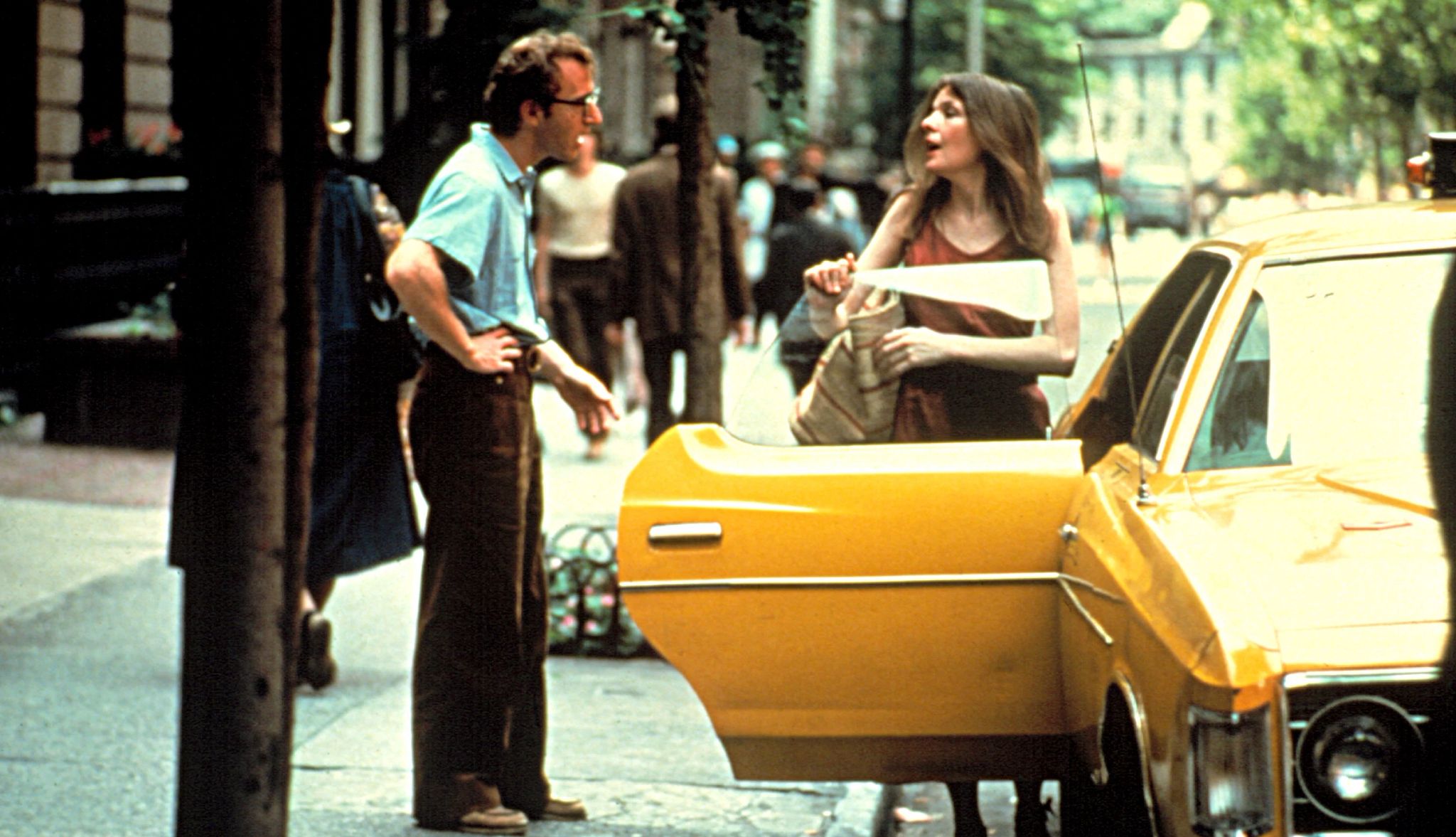 Diane Keaton Obit a still of diane keaton and woody allen in the annie hall movie