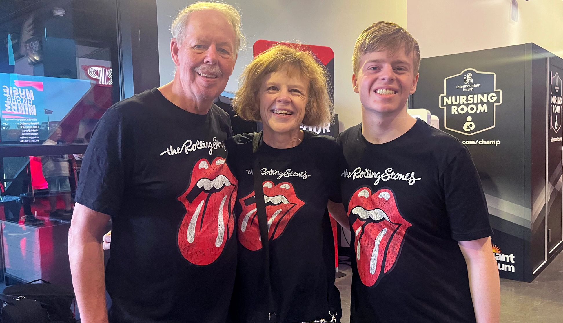 Rolling Stones fans Ronnie, Margaret and Thomas Sokol