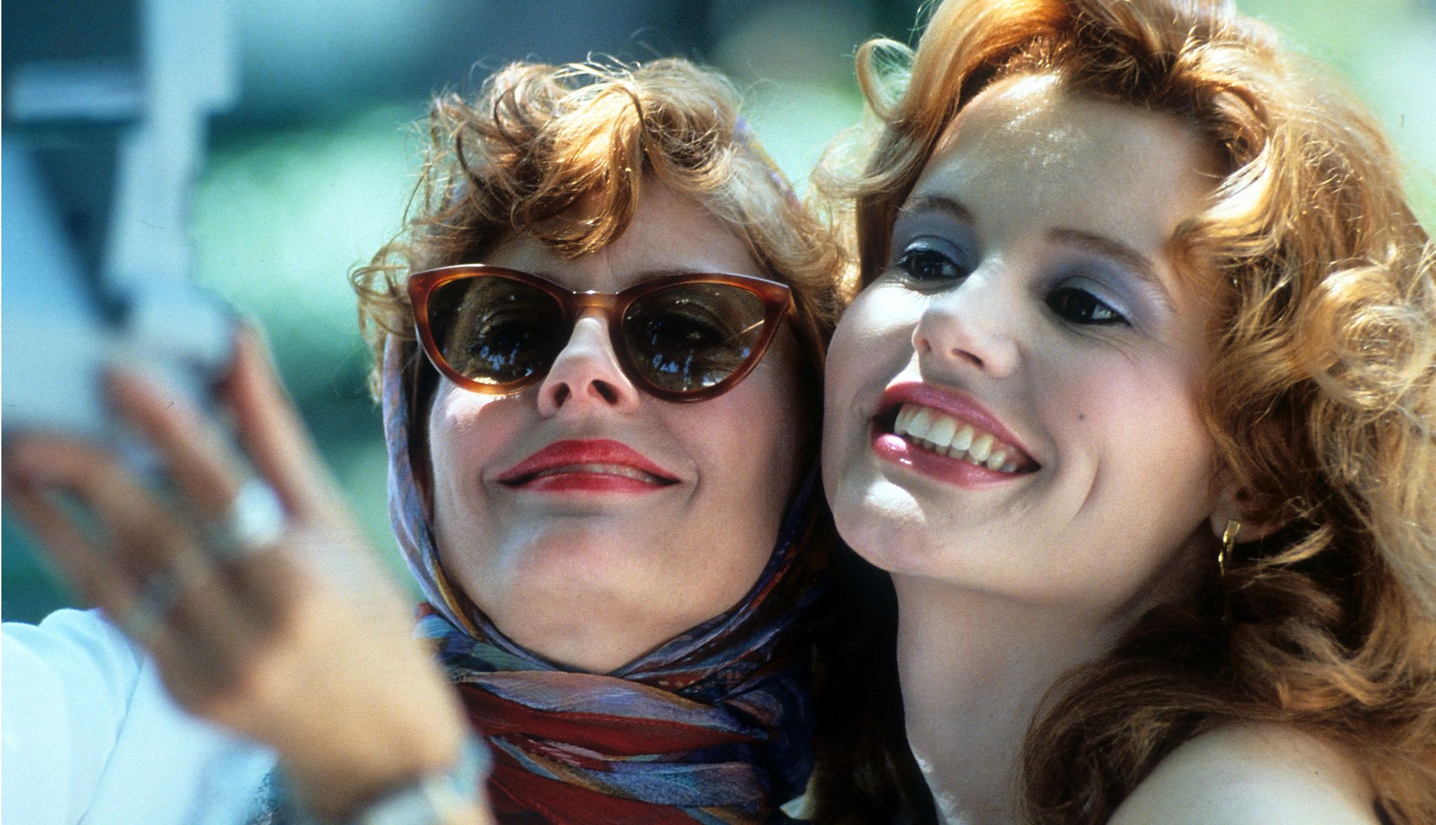 Geena Davis and Susan Sarandon starred in 'Thelma & Louise' Susan Sarandon and Geena Davis smiling