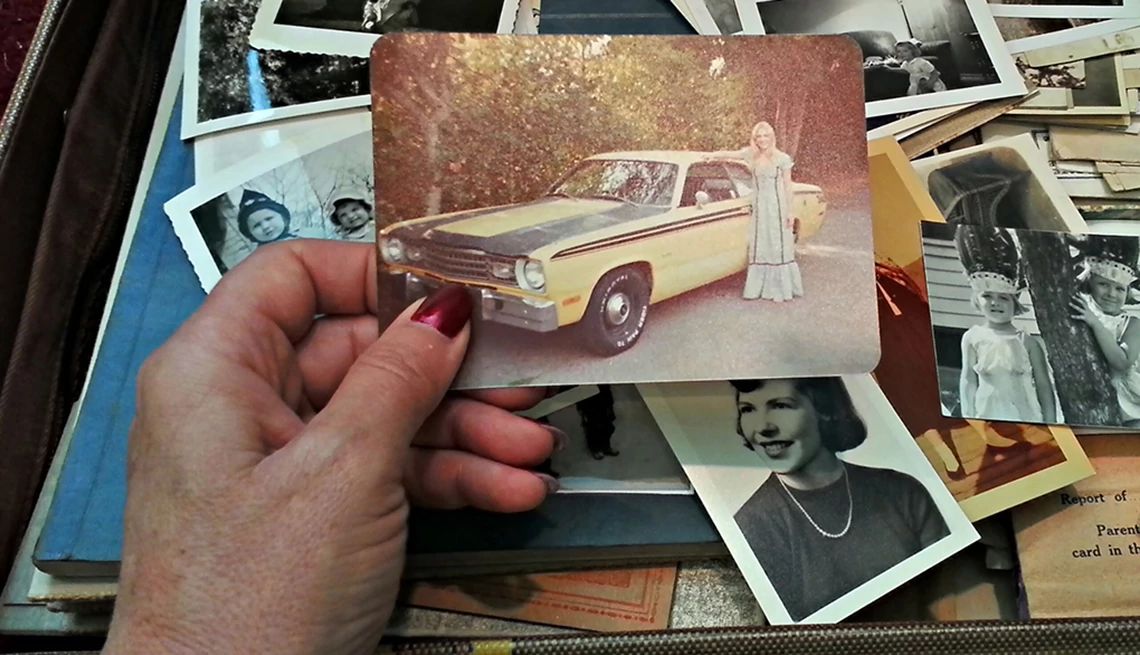 Retaining new knowledge requires shifting it from short-term to long-term storage in your brain A hand holding an old photograph