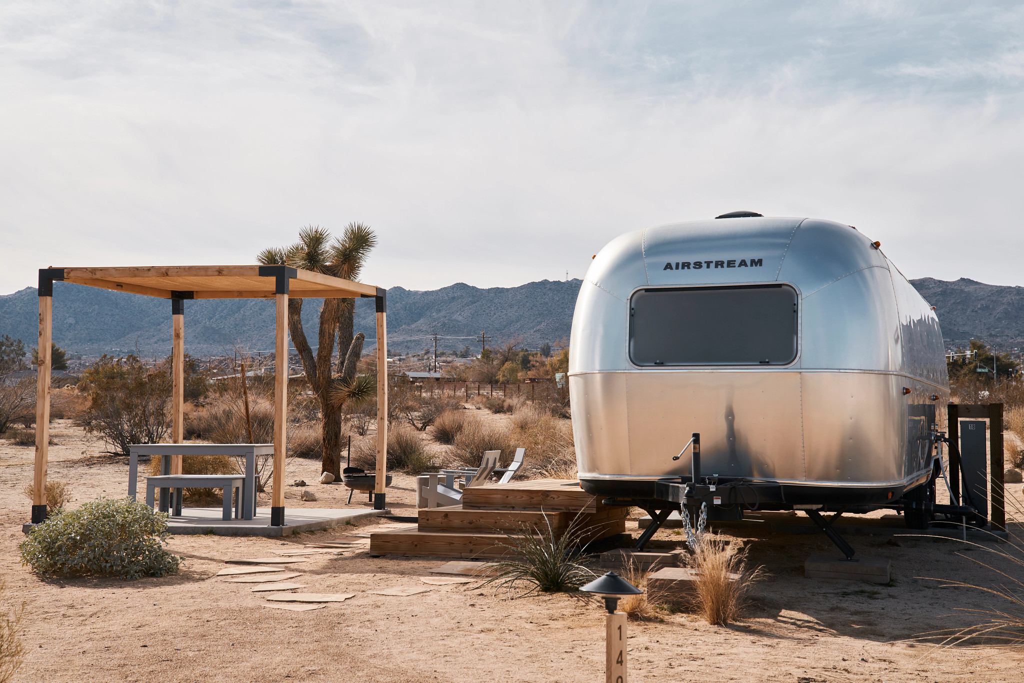Una casa rodante Airstream en AutoCamp Joshua Tree