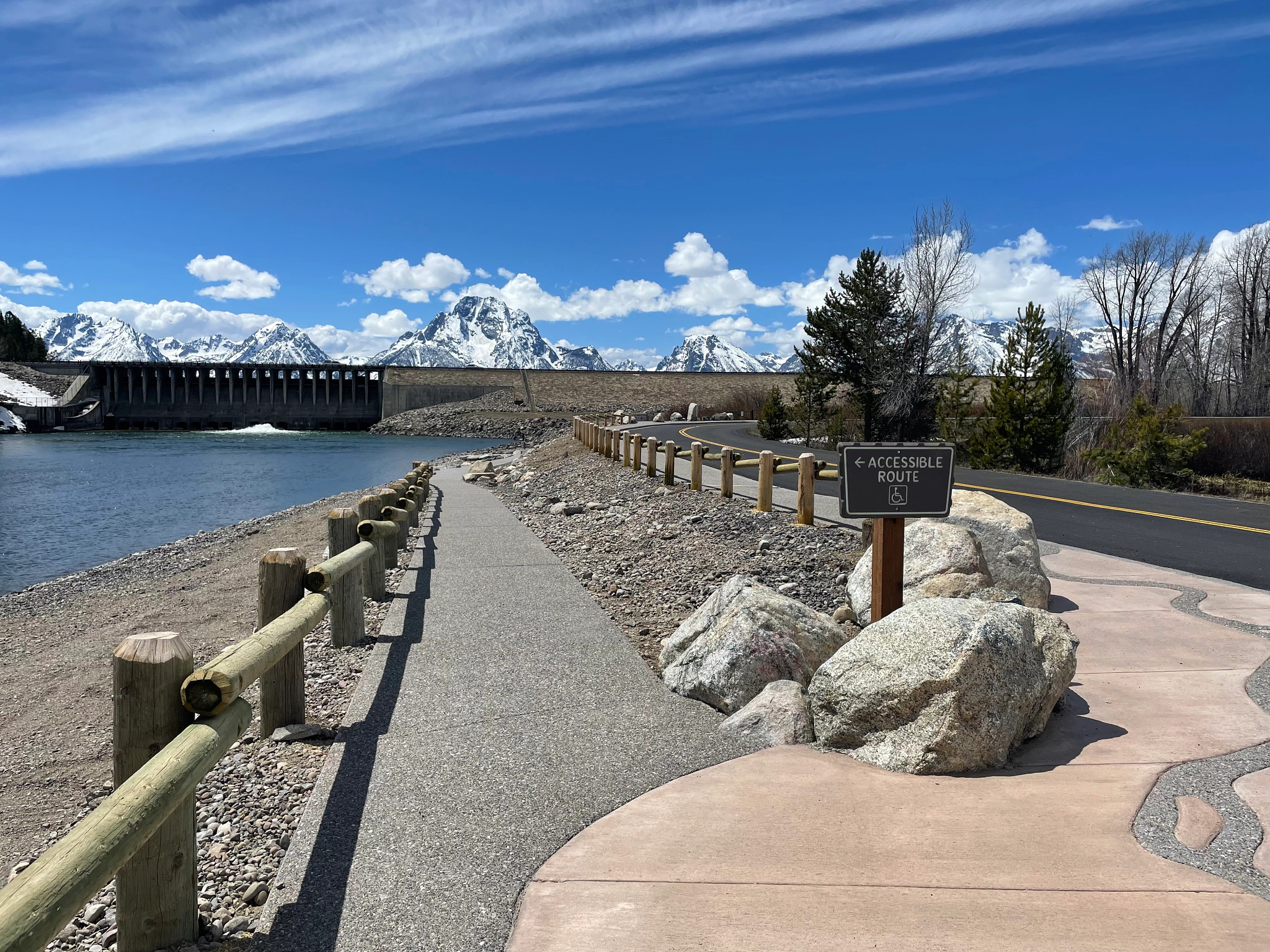 Jackson Lake Dam at Grand Teton National Park.﻿