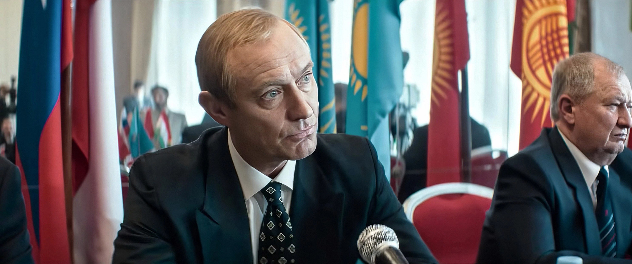 jude law in a scene from the wizard of the kremlin