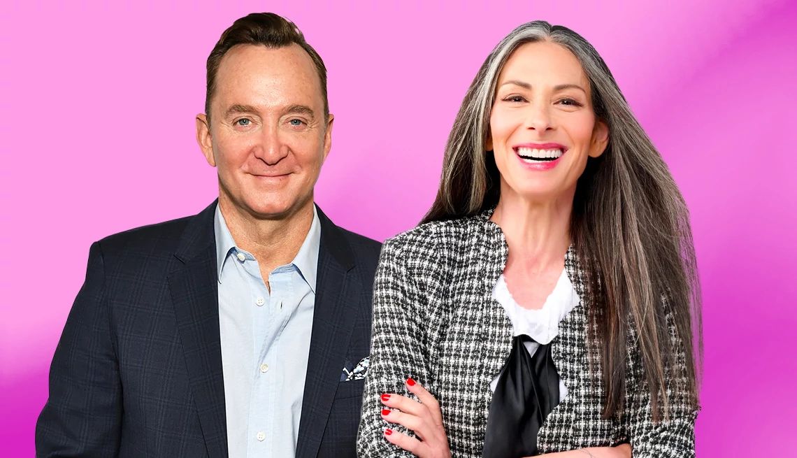 Stacy London and Clinton Kelly Talk About Their New Show clinton kelly and stacy london smile as they pose together for a portrait