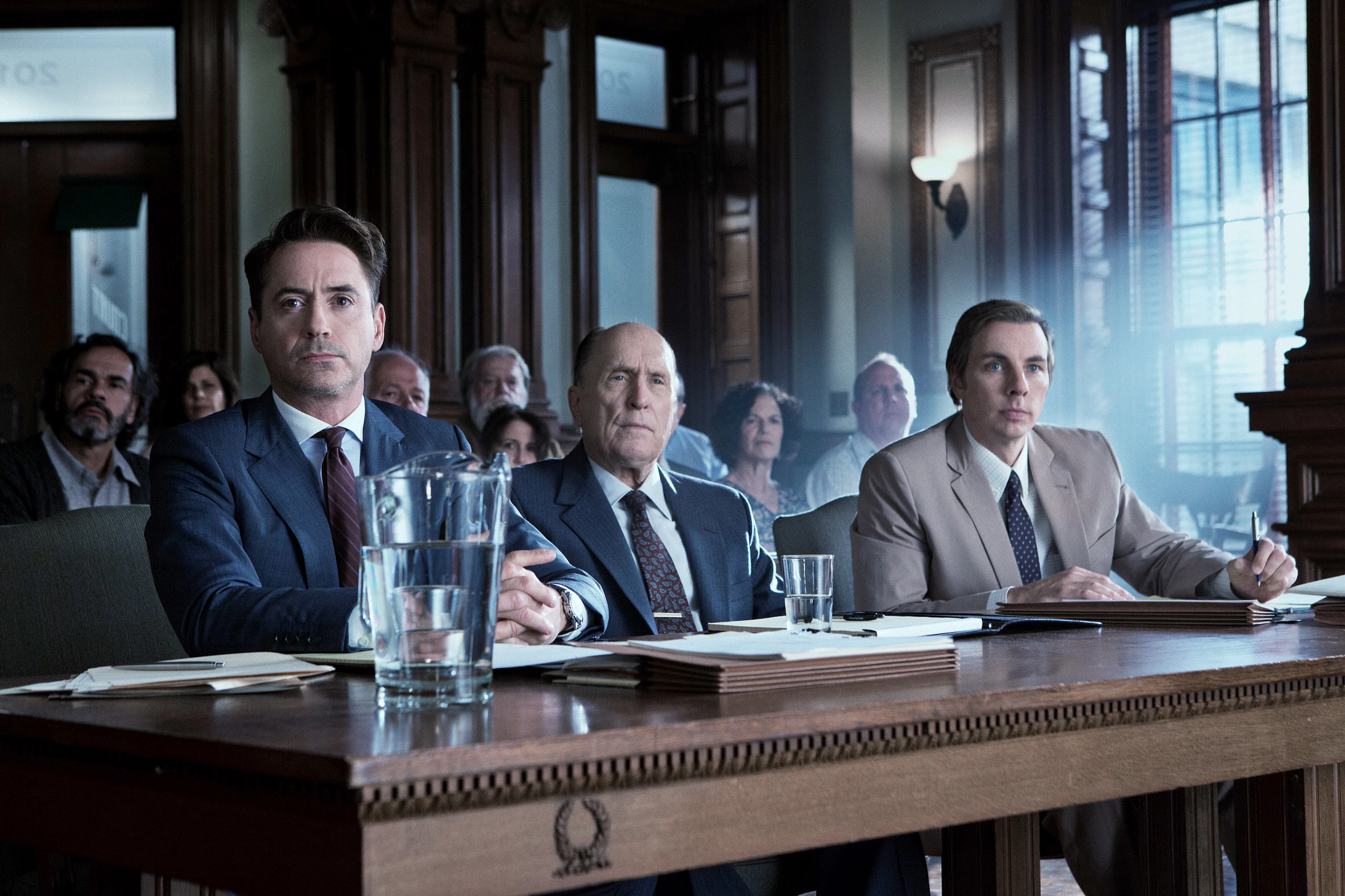 robert downey jr, robert duvall and dax shepherd in a courtroom