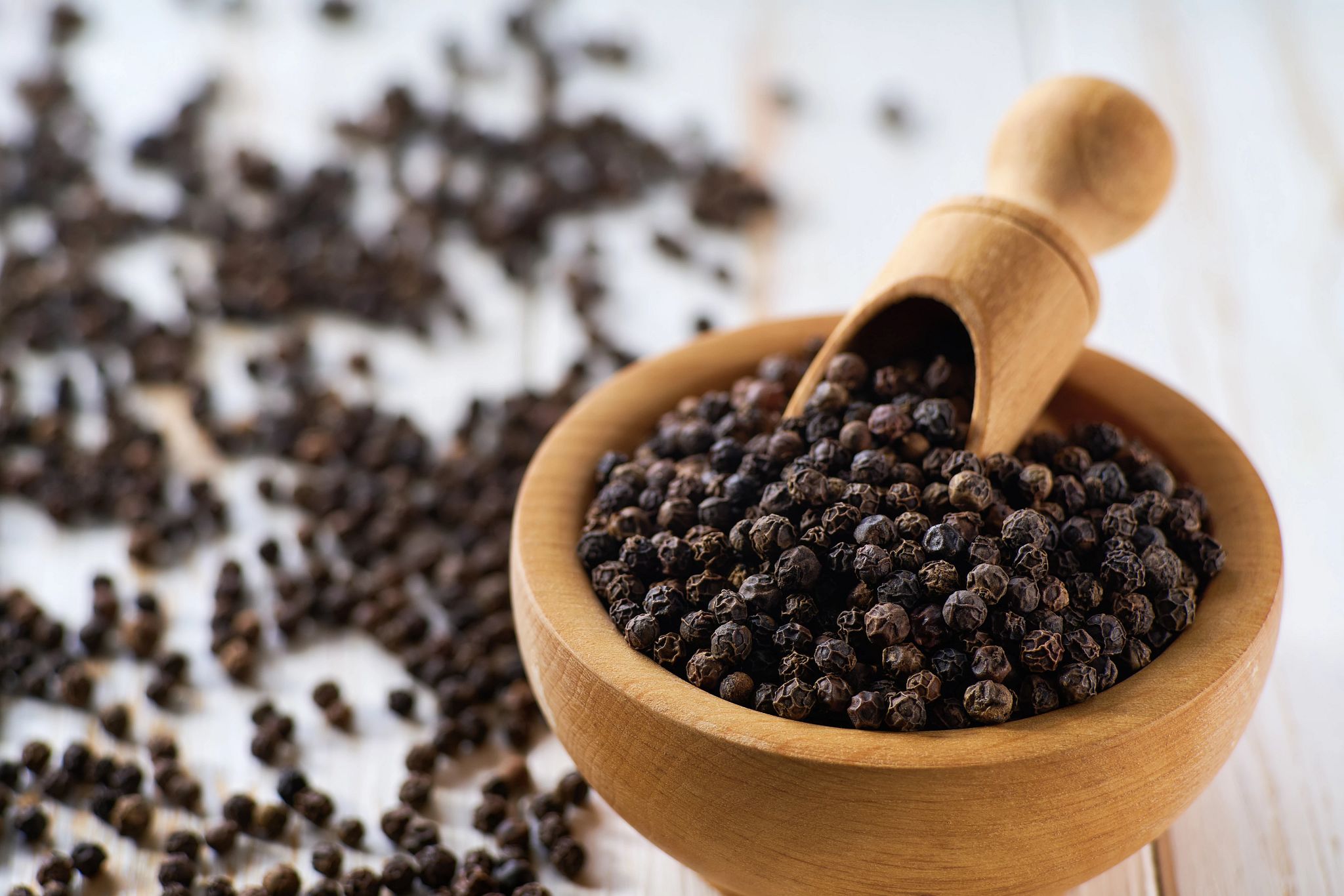Salt Substitutes black peppercorns