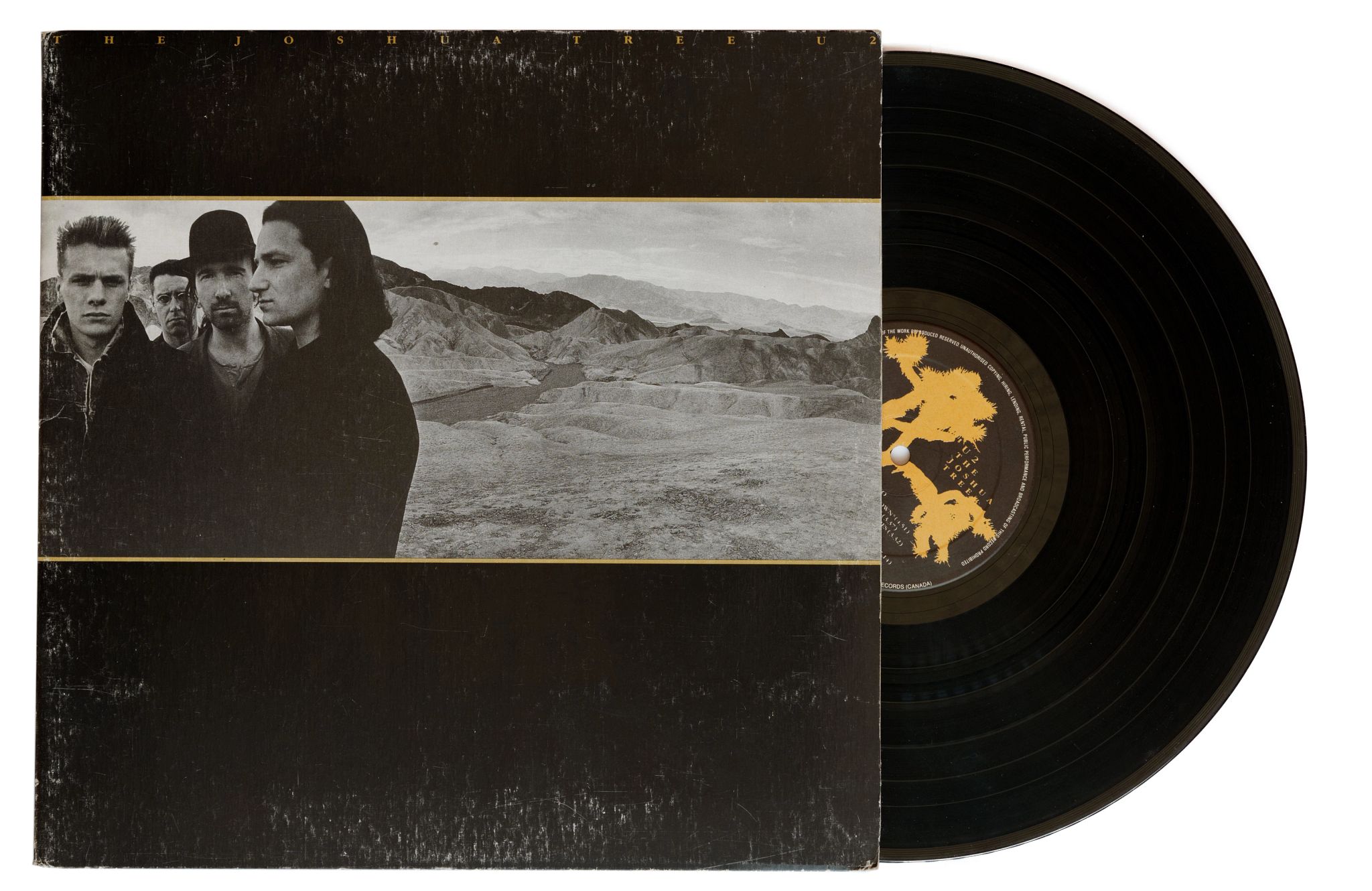 Joshua Tree Album a vinyl with U2 on the cover