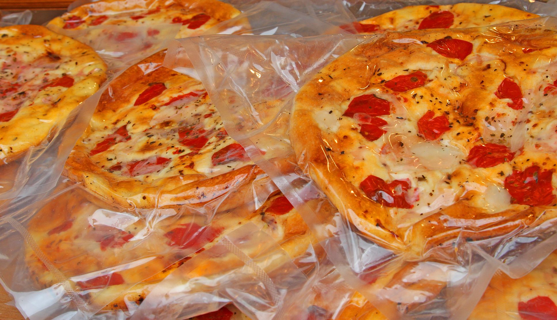 frozen pizza frozen pizza