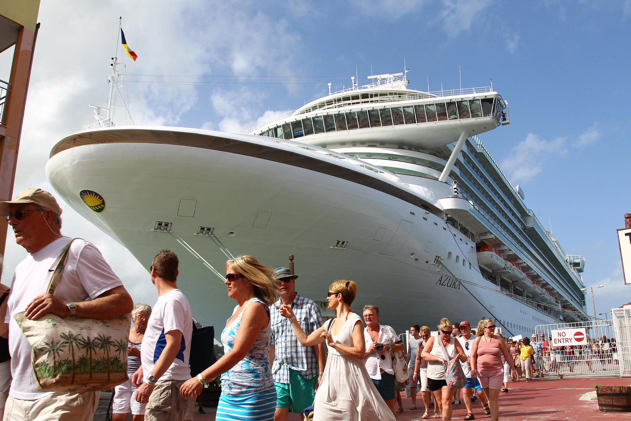 cruise ship passengers leaving the AZURA Passengers leaving the cruise ship AZURA