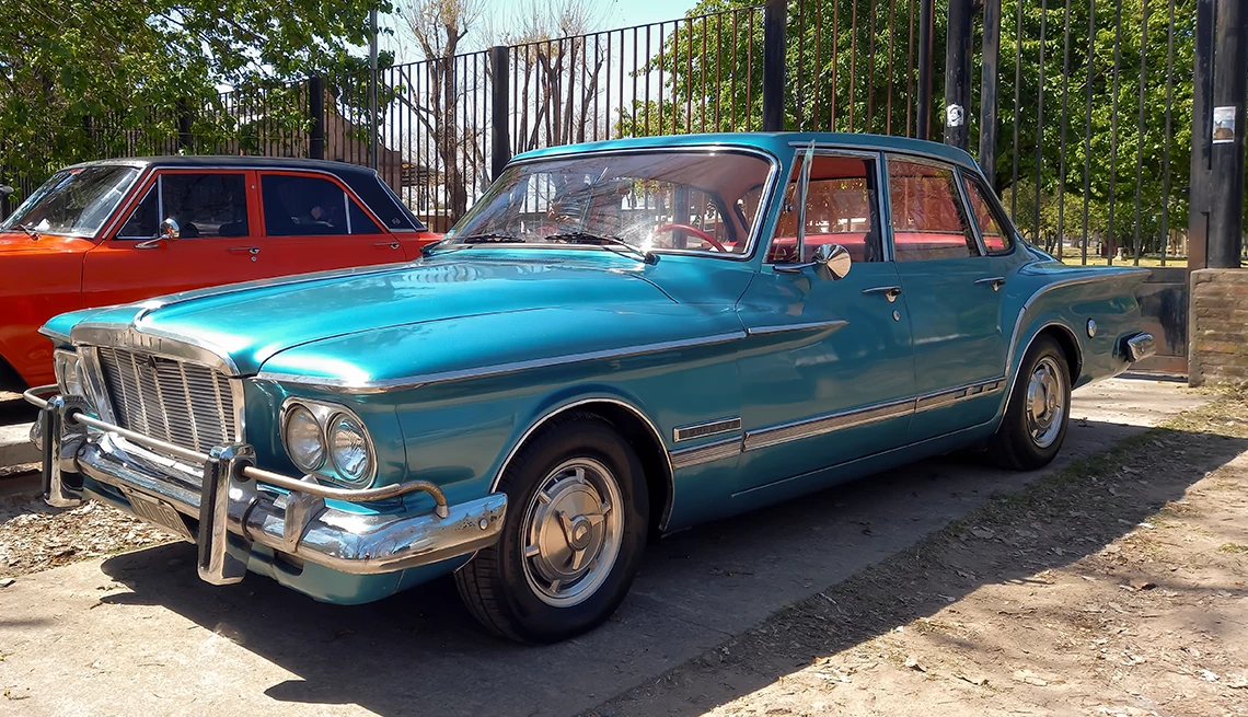Plymouth Valiant