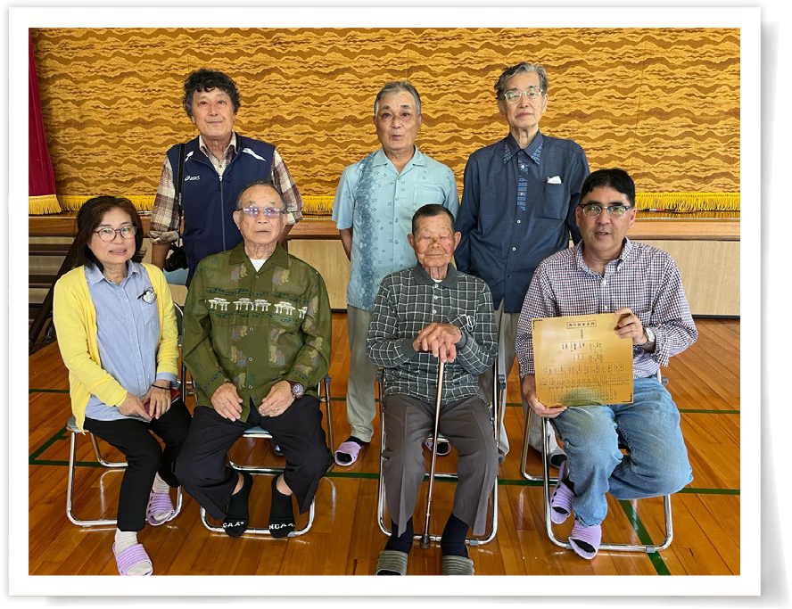 Jon Arakaki traveled from Oregon to Japan Jon Arakaki with relatives in Japan