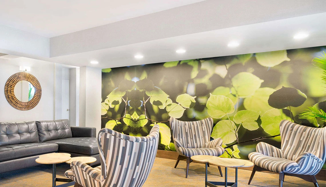 Wyndham Garden® View of lounge area at Garden hotel property