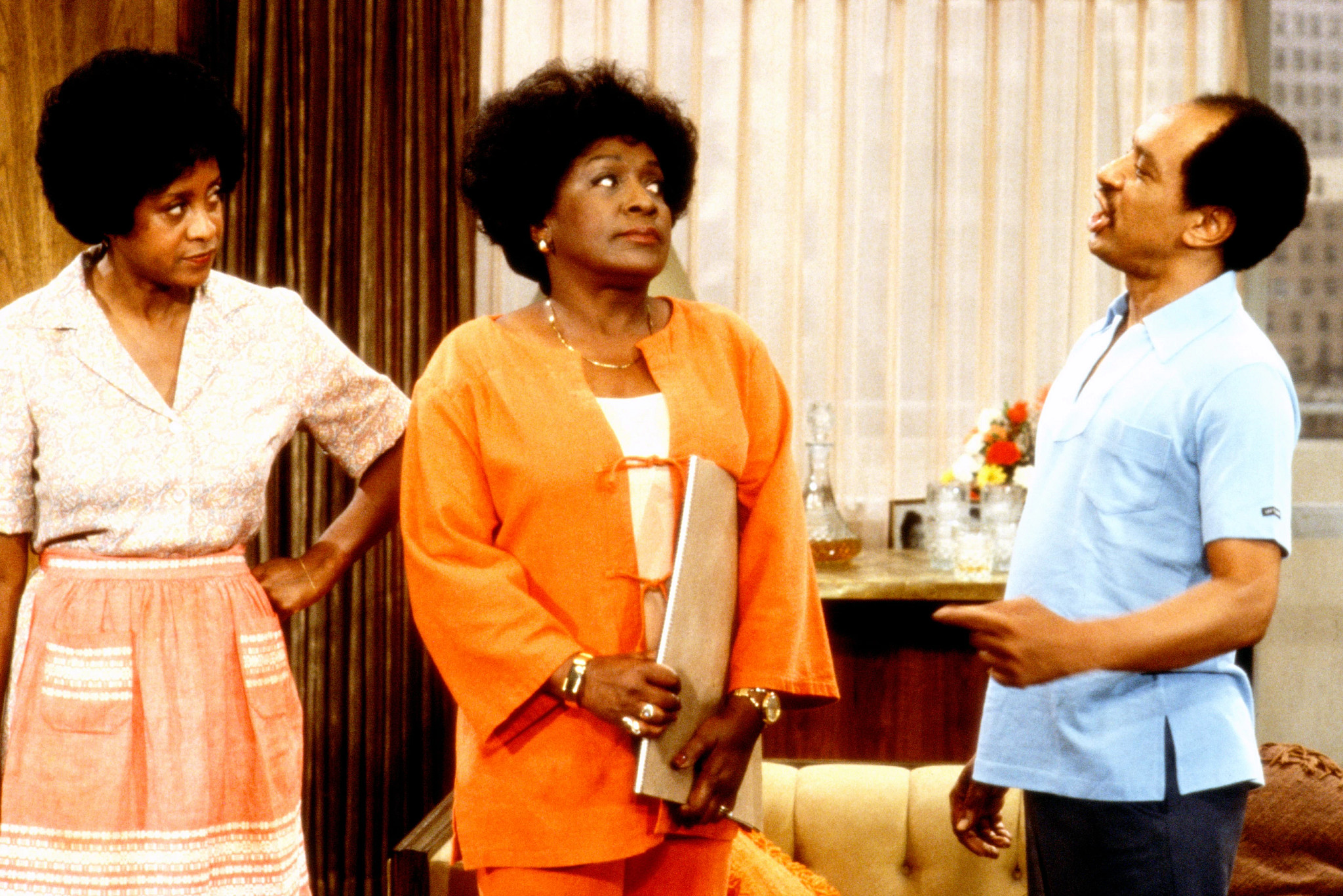 a scene from an episode of the jeffersons