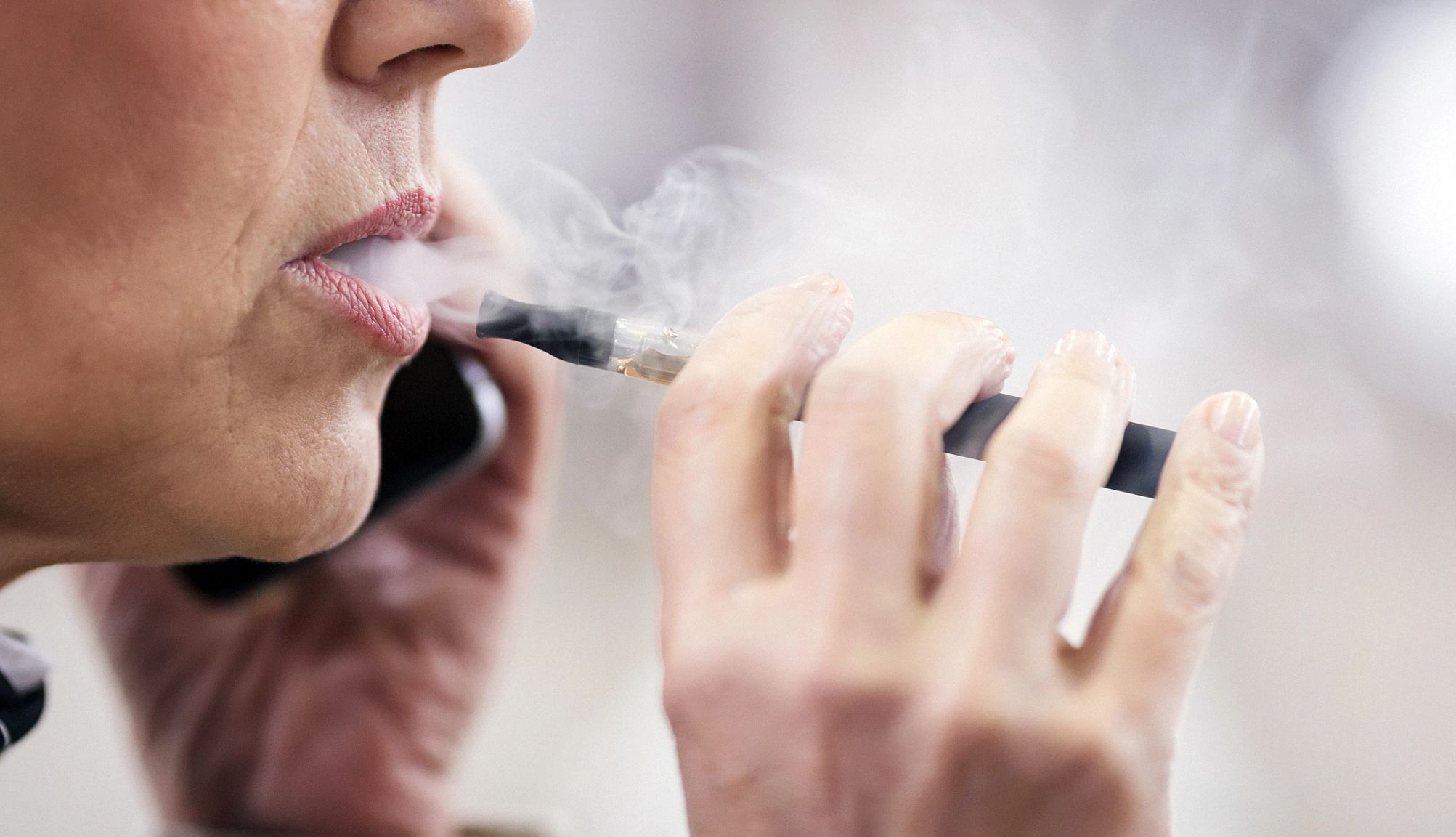 Smoking and High Blood Pressure: The Dangerous Link Smoking and High Blood Pressure: The Dangerous Link