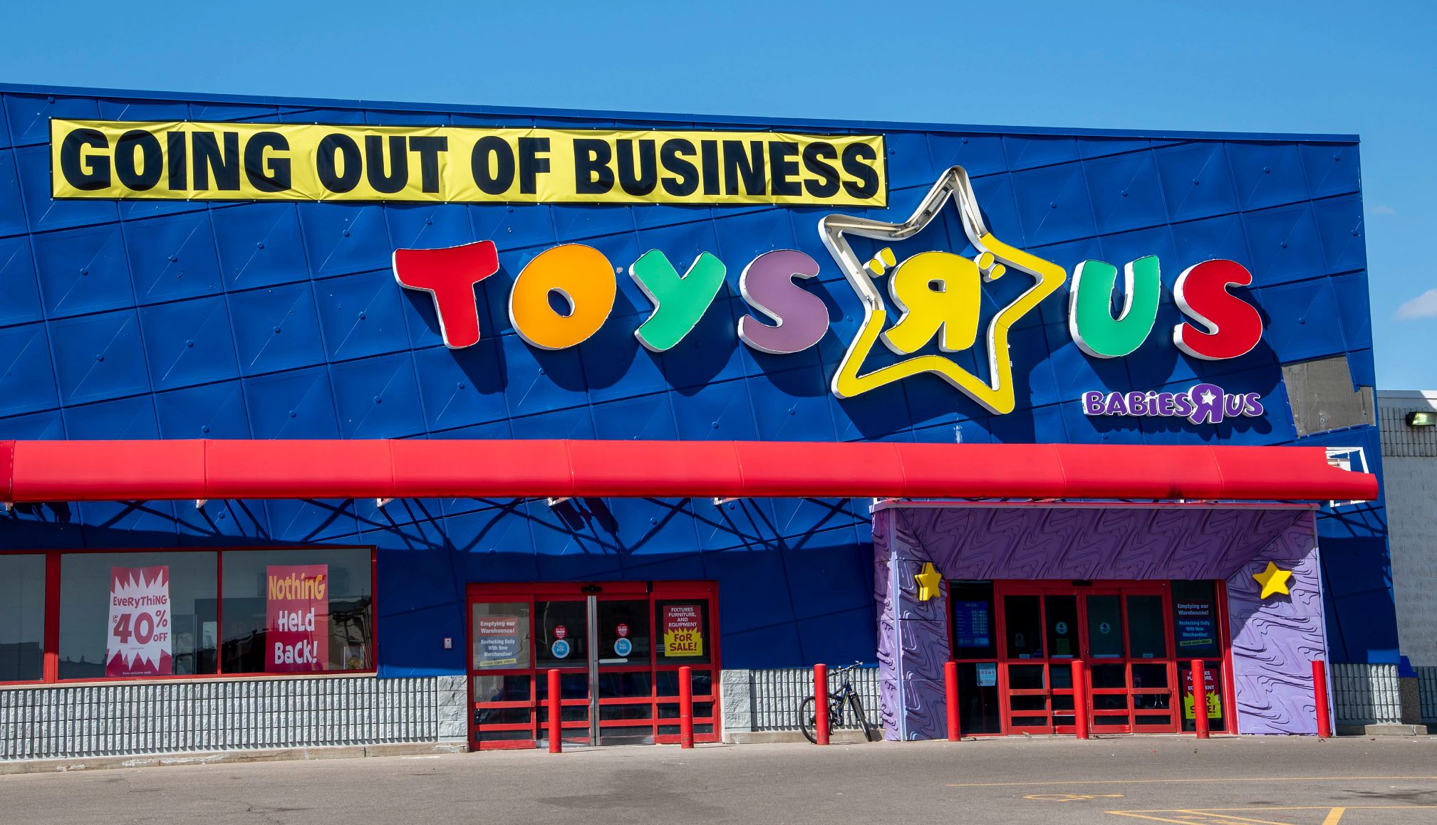 Once mighty retailers toys r us
