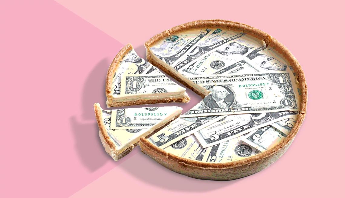 Una tarta con dólares adentro