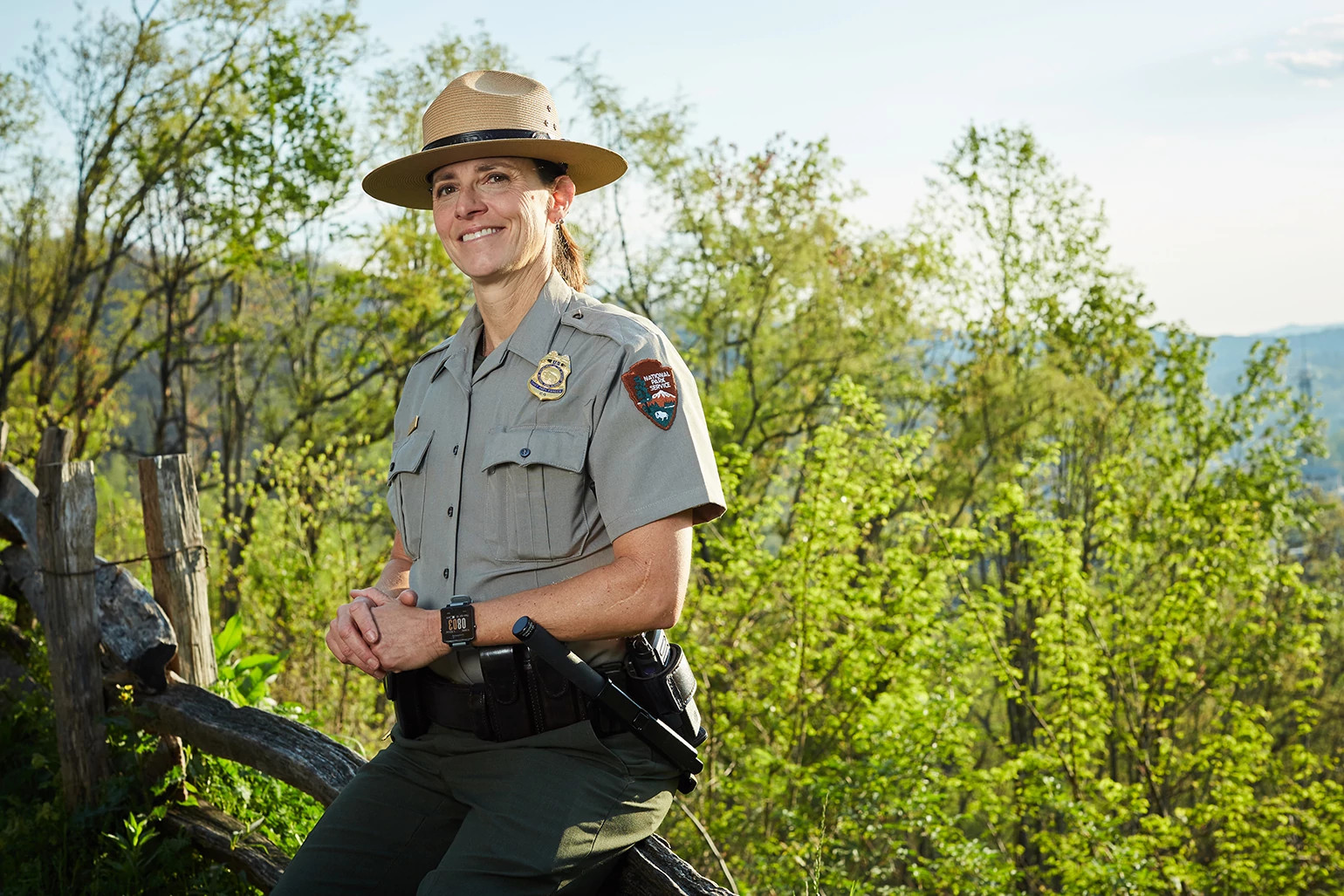 Lisa Hendy on duty in ranger uniform in the smoky mountains national pak